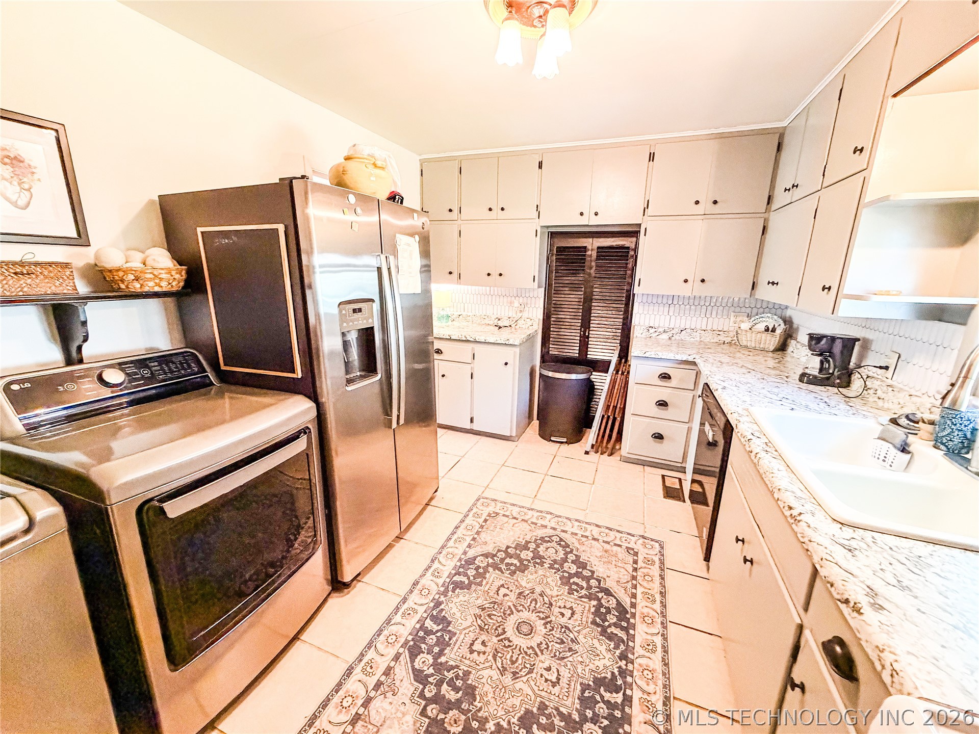 521 N Grand Avenue Drumright OK 74030