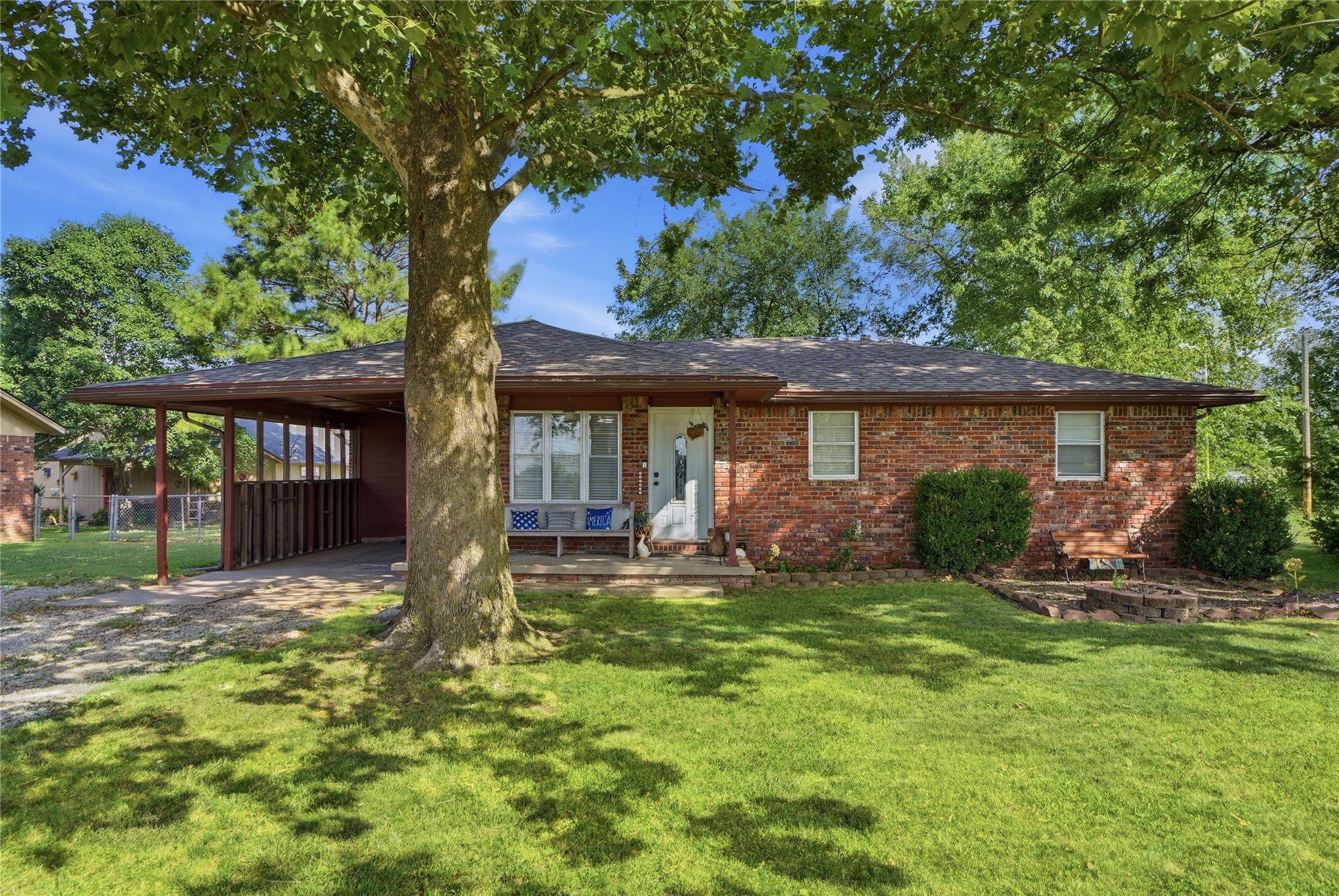 423 W Commercial Street Inola OK 74036