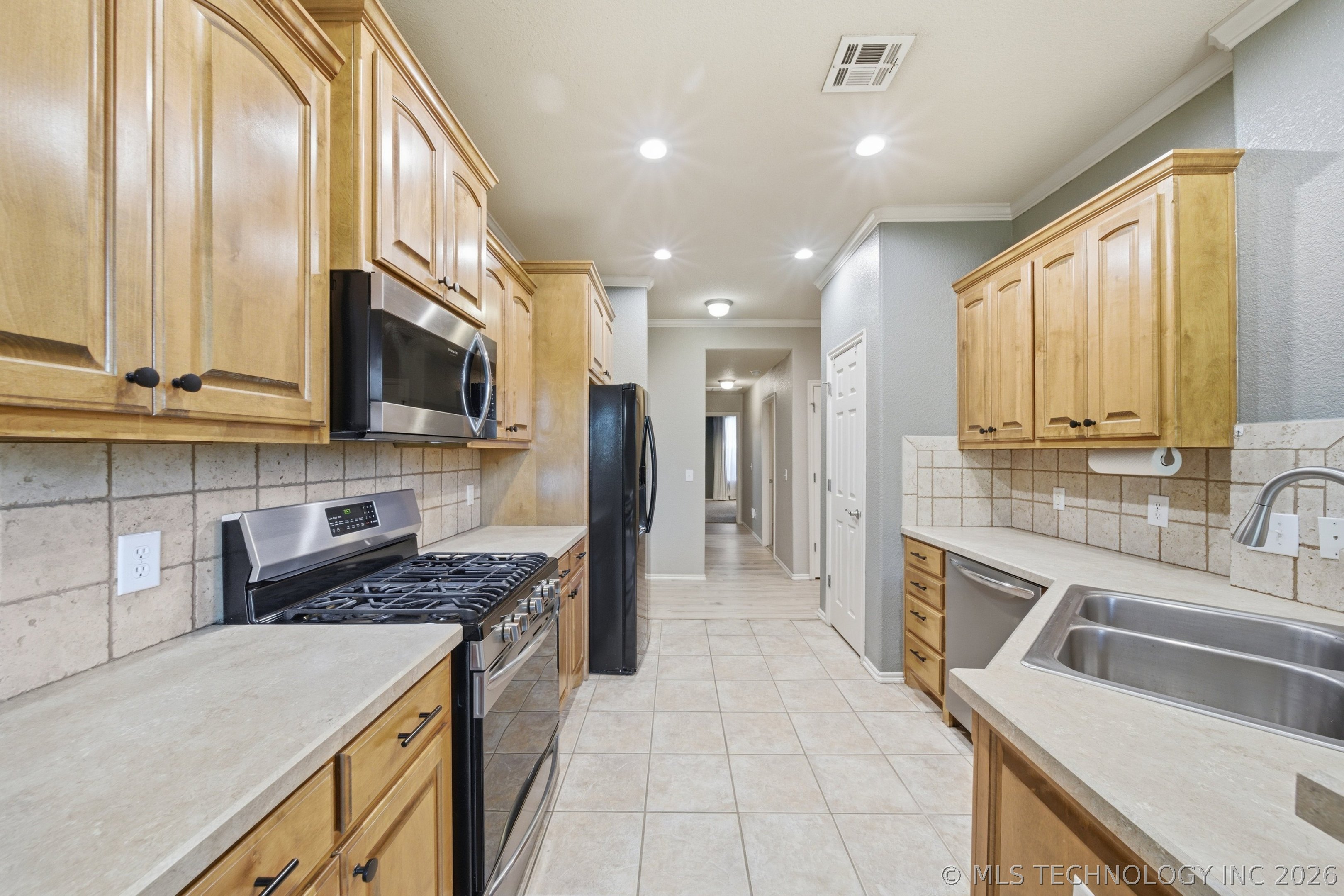 1820 S Lions Avenue Broken Arrow OK 74012
