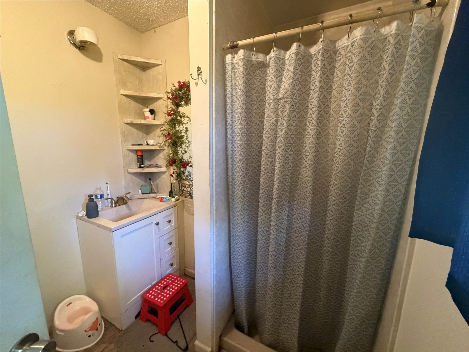 811 S Madison Avenue Wagoner OK 74467