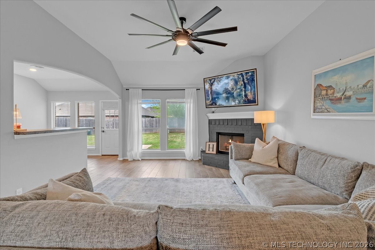 26530 Foxen Drive Claremore OK 74019