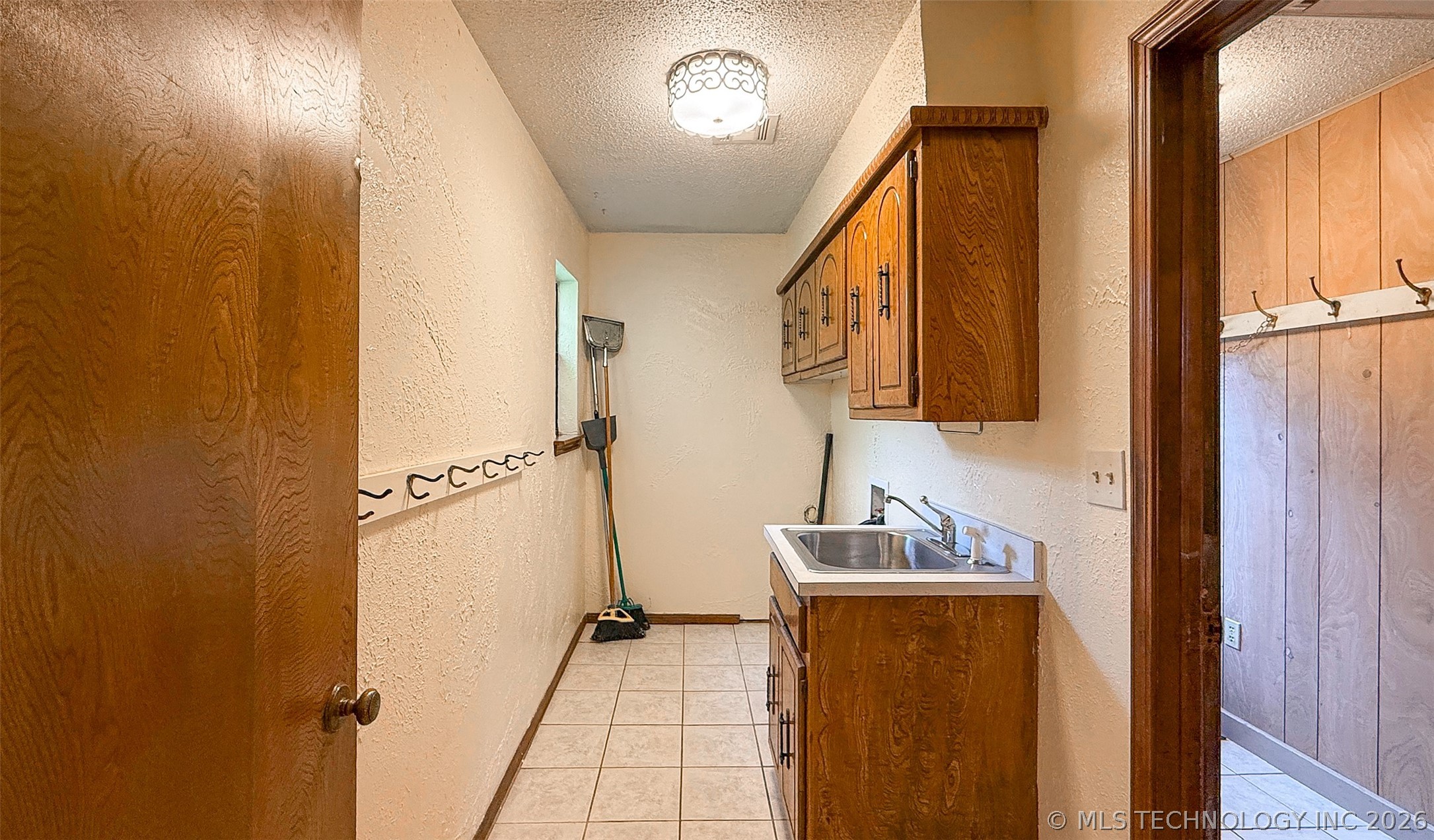 7489 County Road 1620 Roff OK 74865