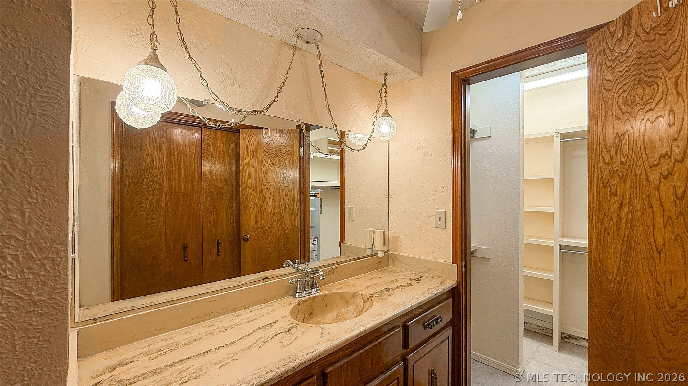 7489 County Road 1620 Roff OK 74865