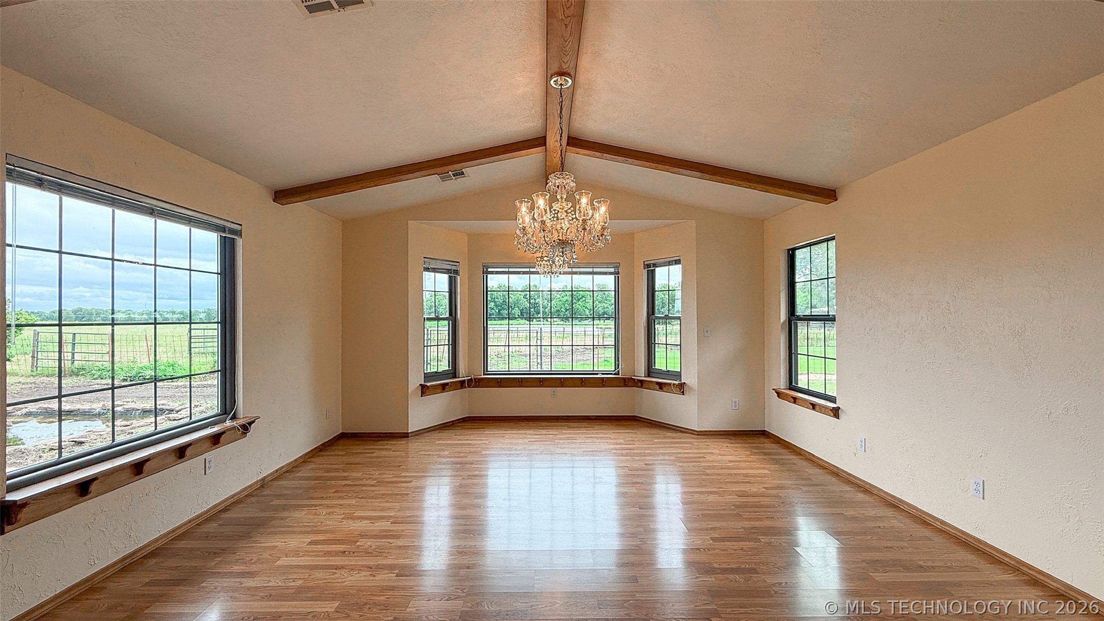 7489 County Road 1620 Roff OK 74865