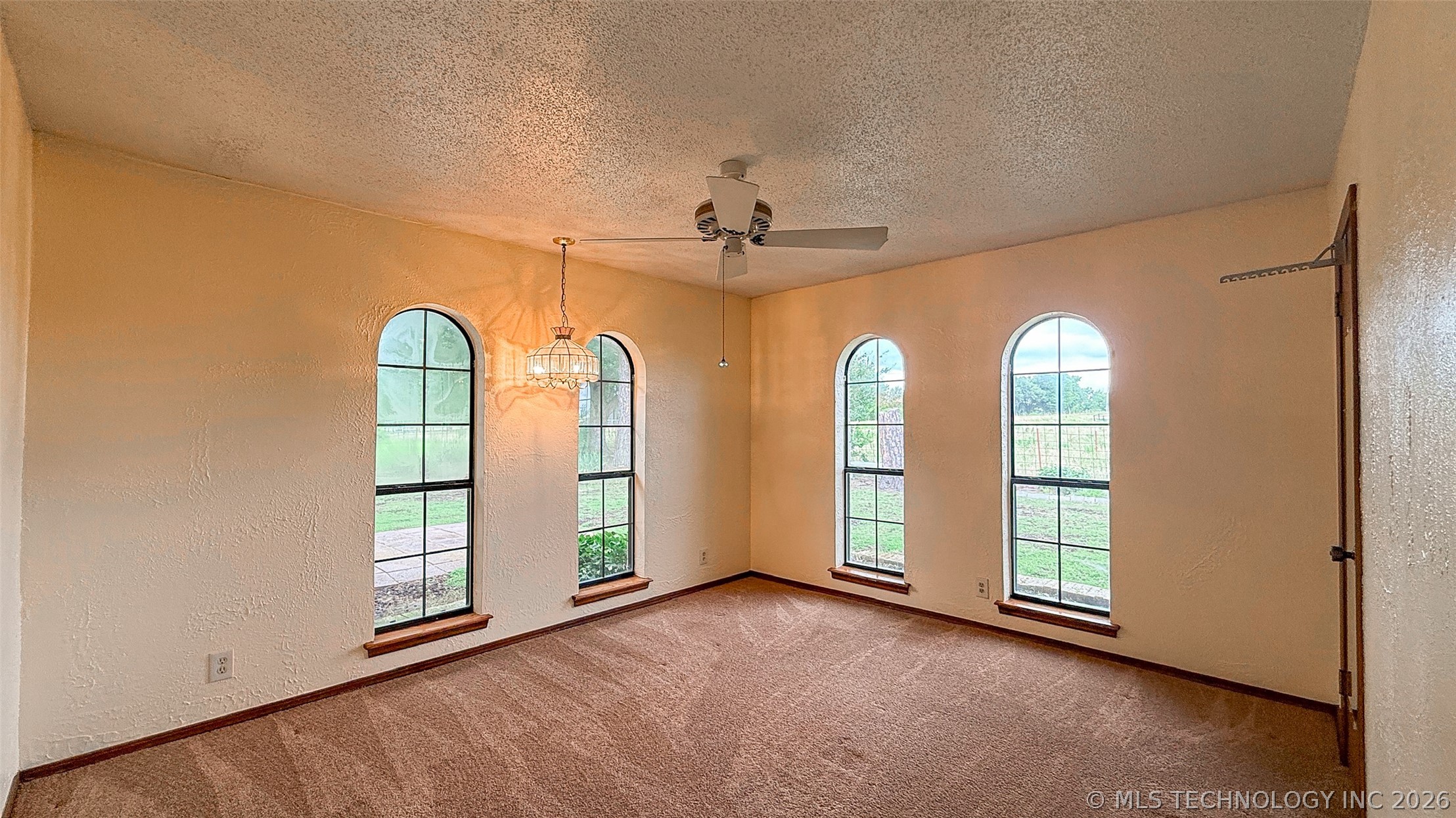 7489 County Road 1620 Roff OK 74865