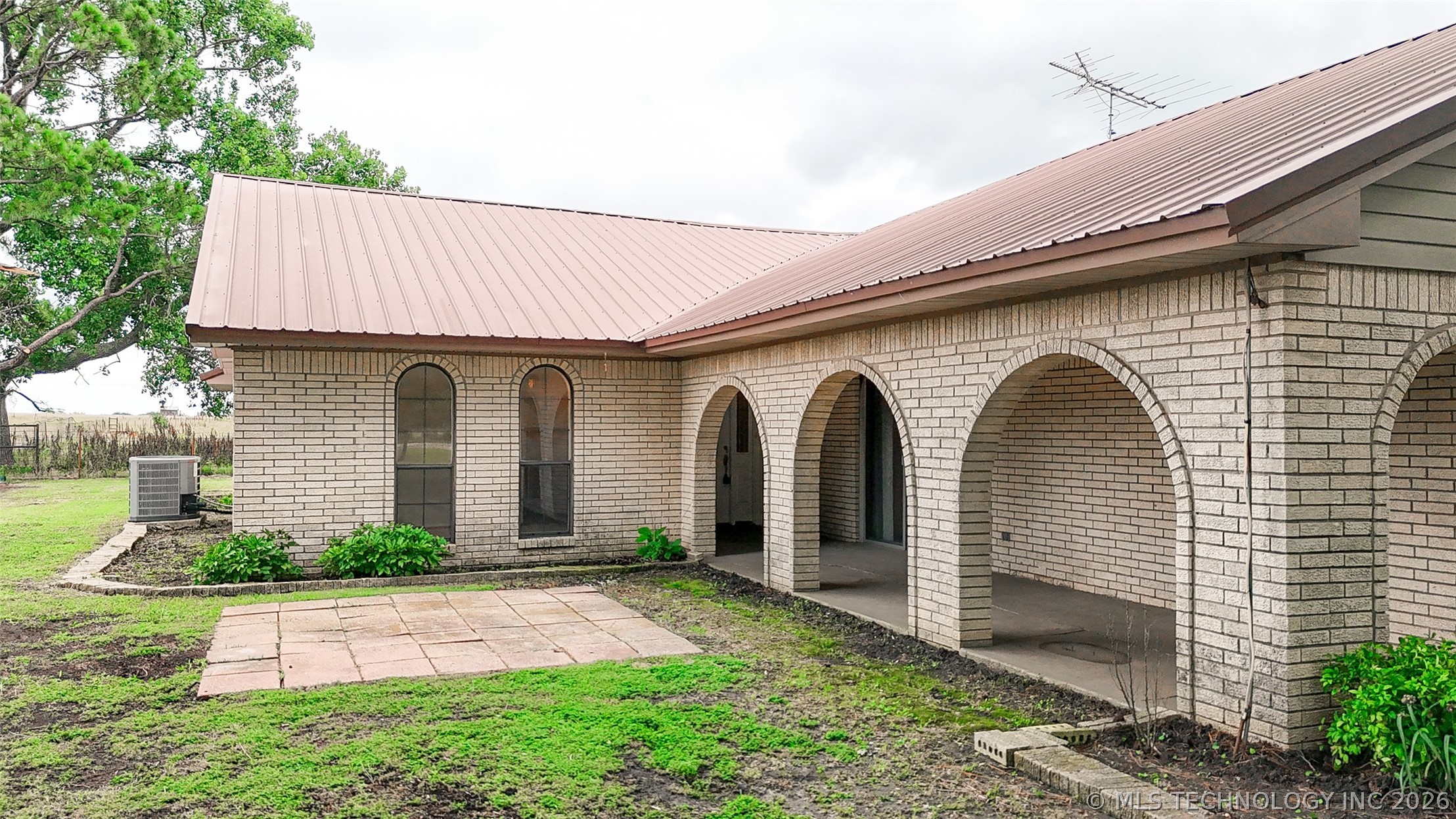 7489 County Road 1620 Roff OK 74865