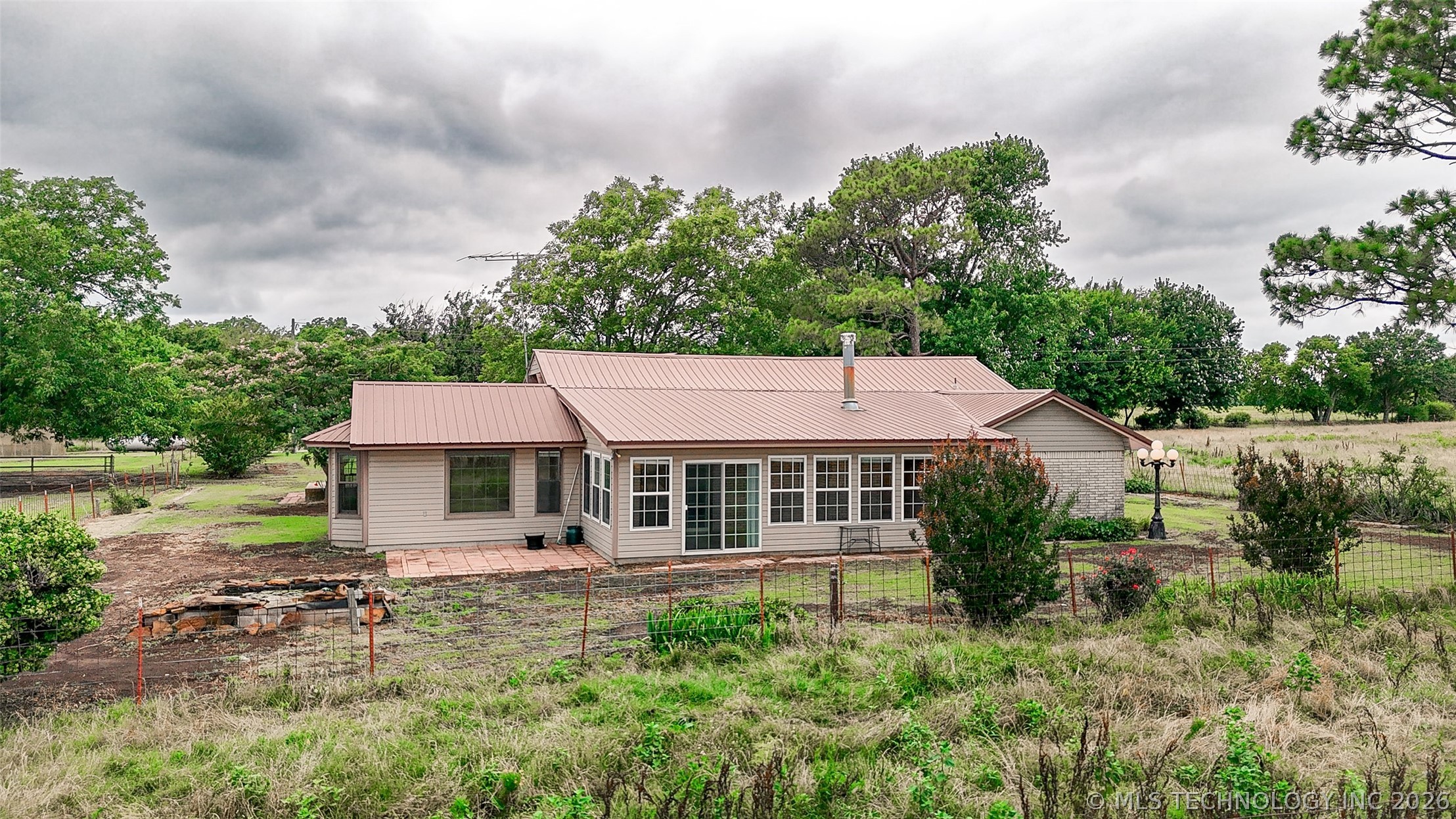 7489 County Road 1620 Roff OK 74865