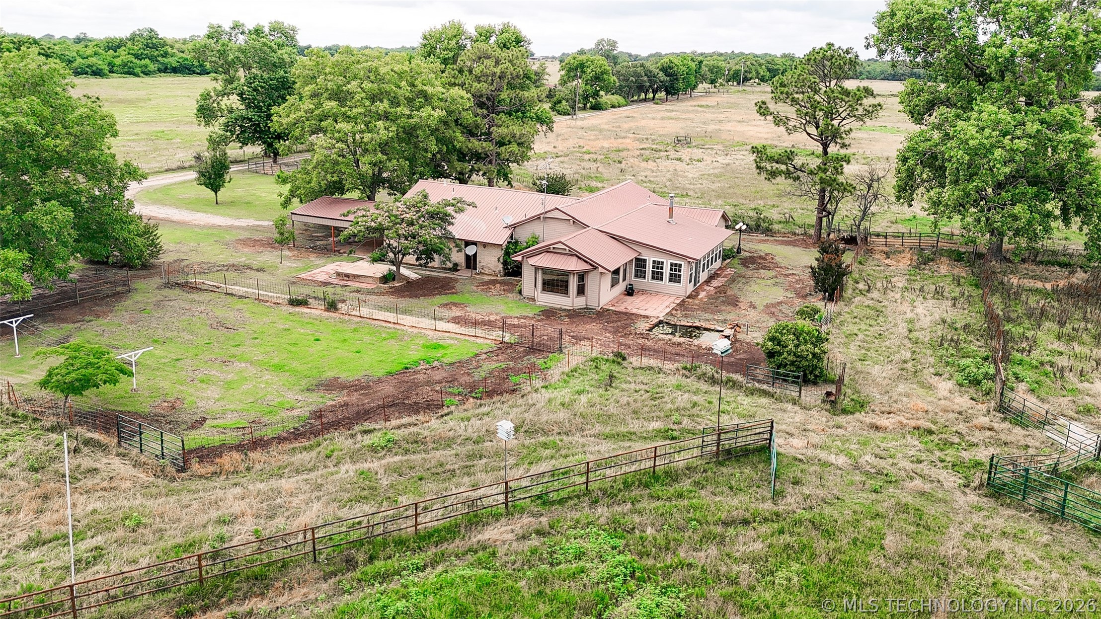7489 County Road 1620 Roff OK 74865