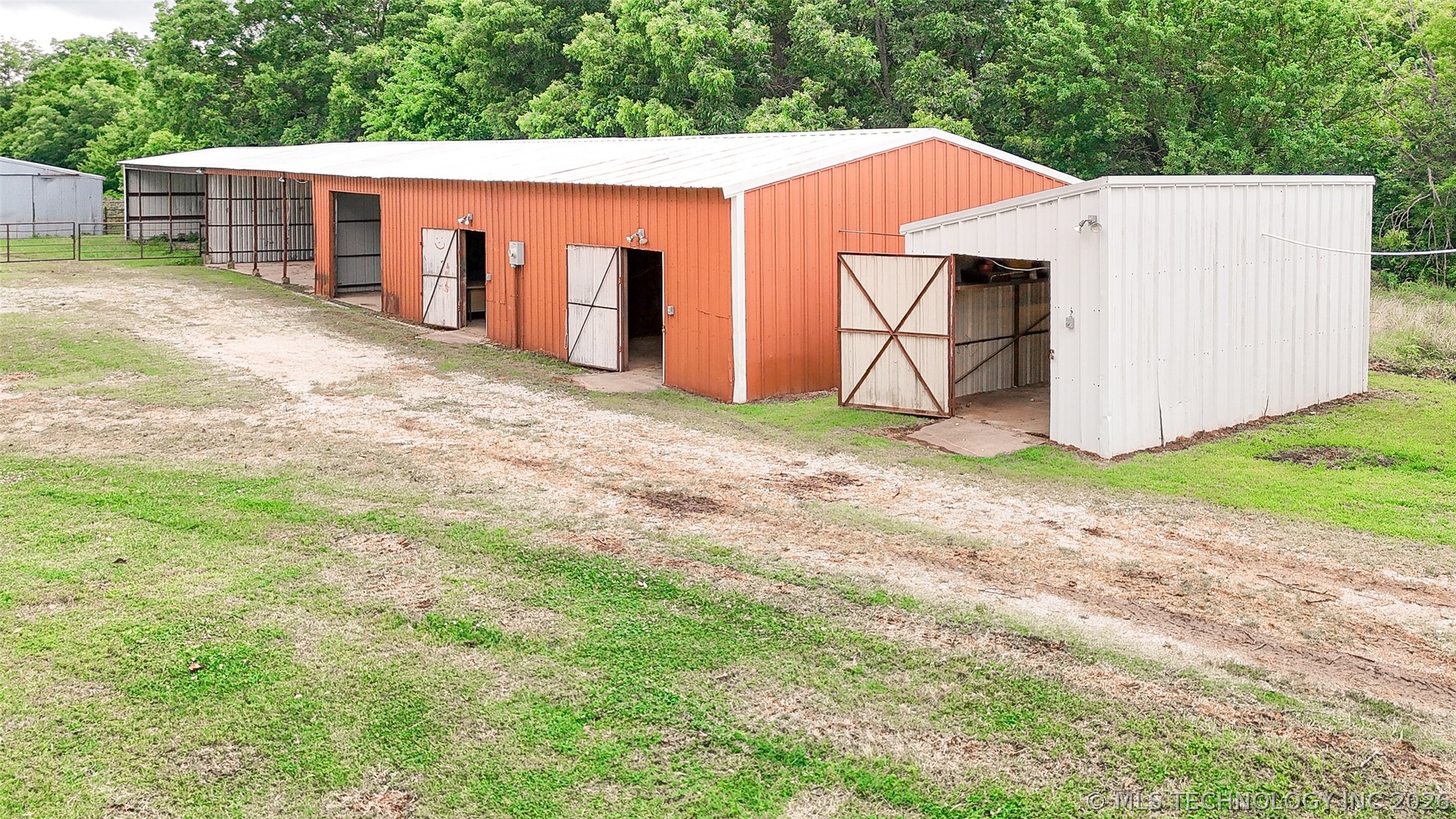 7489 County Road 1620 Roff OK 74865