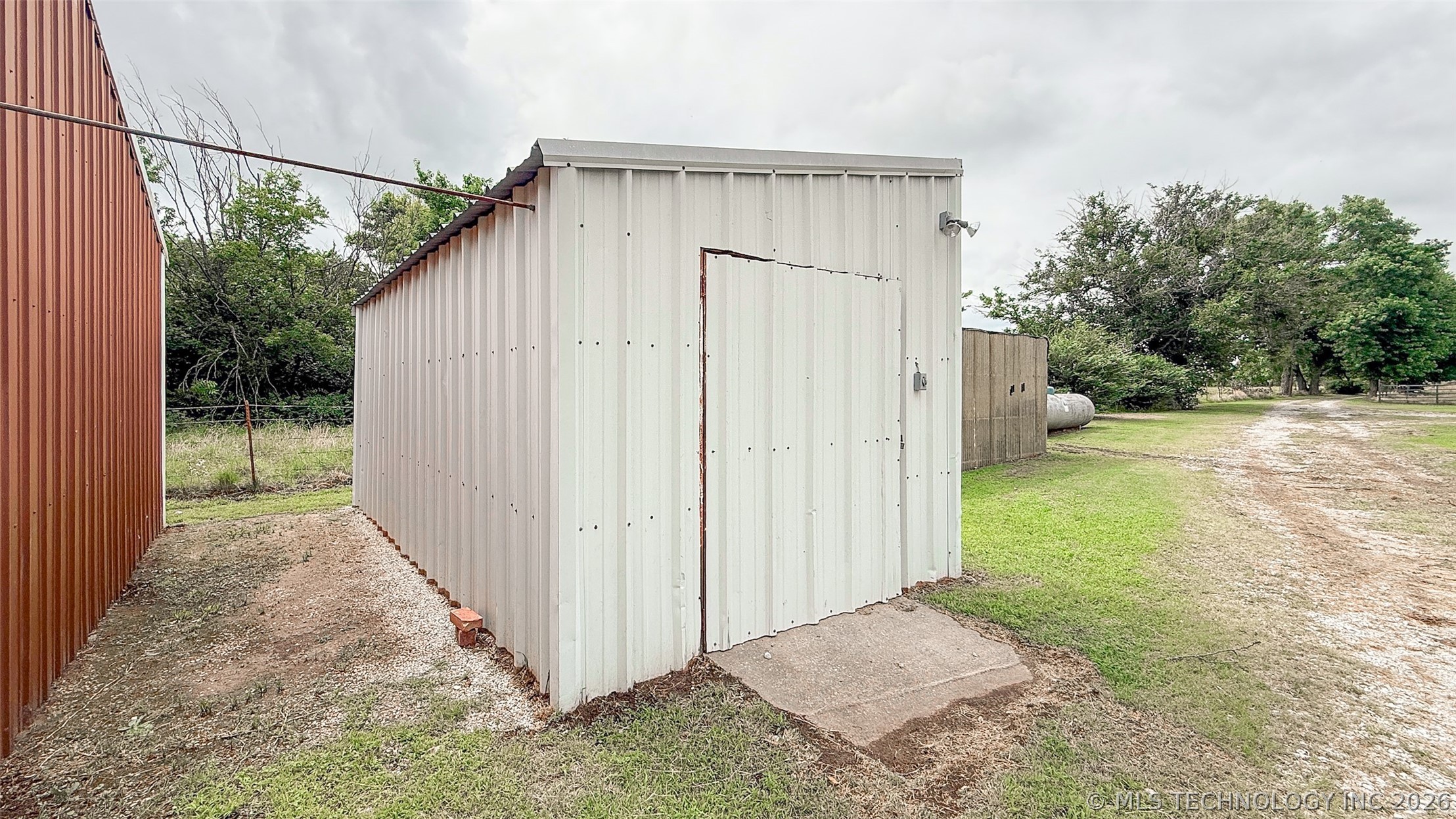 7489 County Road 1620 Roff OK 74865