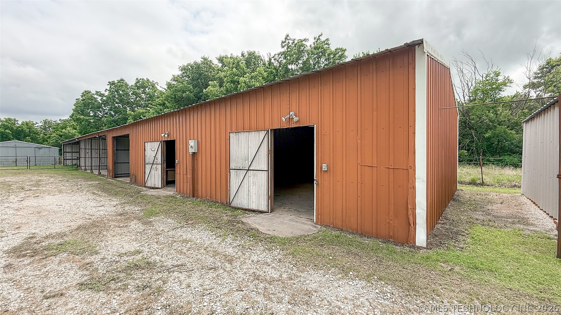 7489 County Road 1620 Roff OK 74865