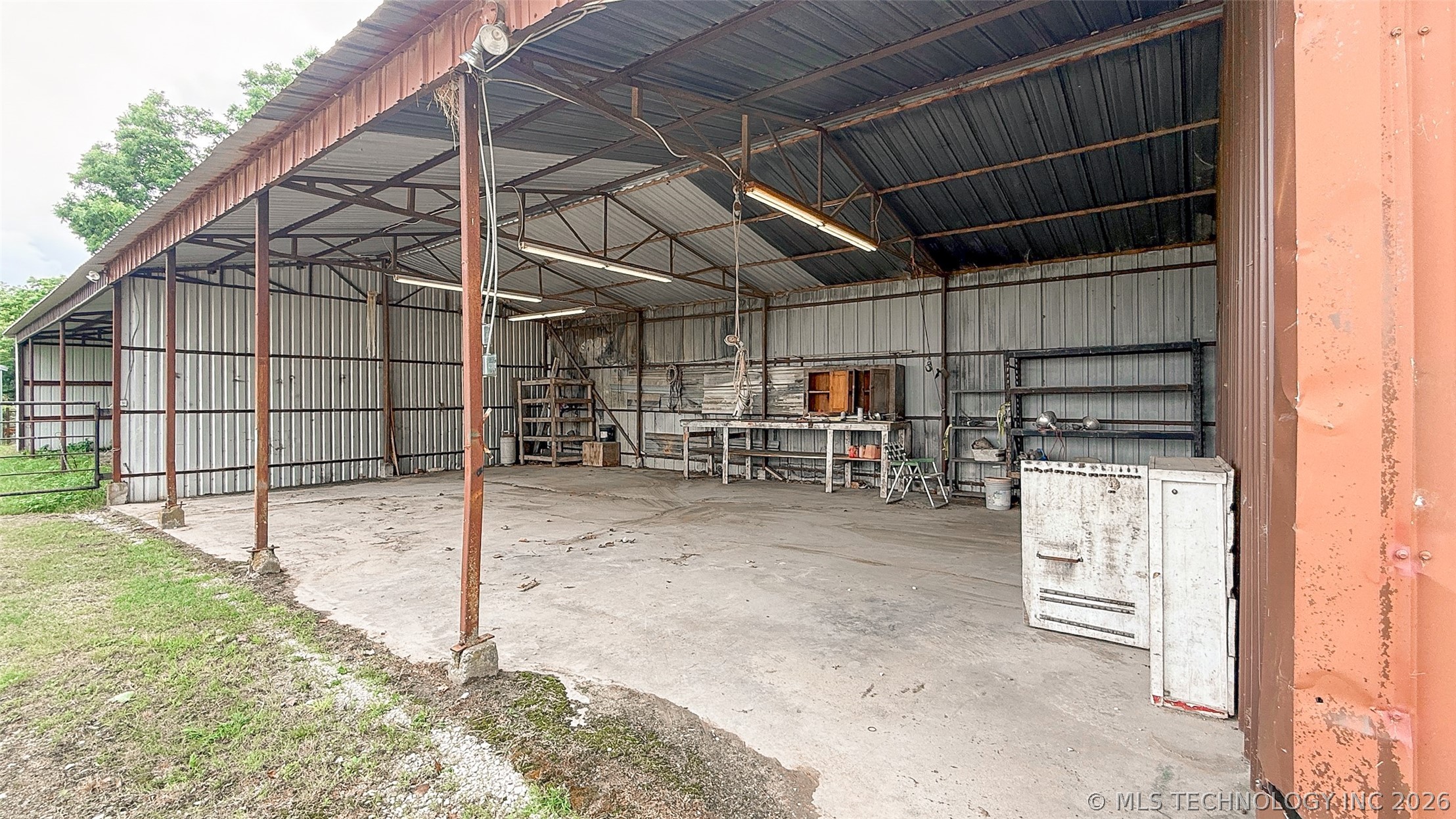 7489 County Road 1620 Roff OK 74865