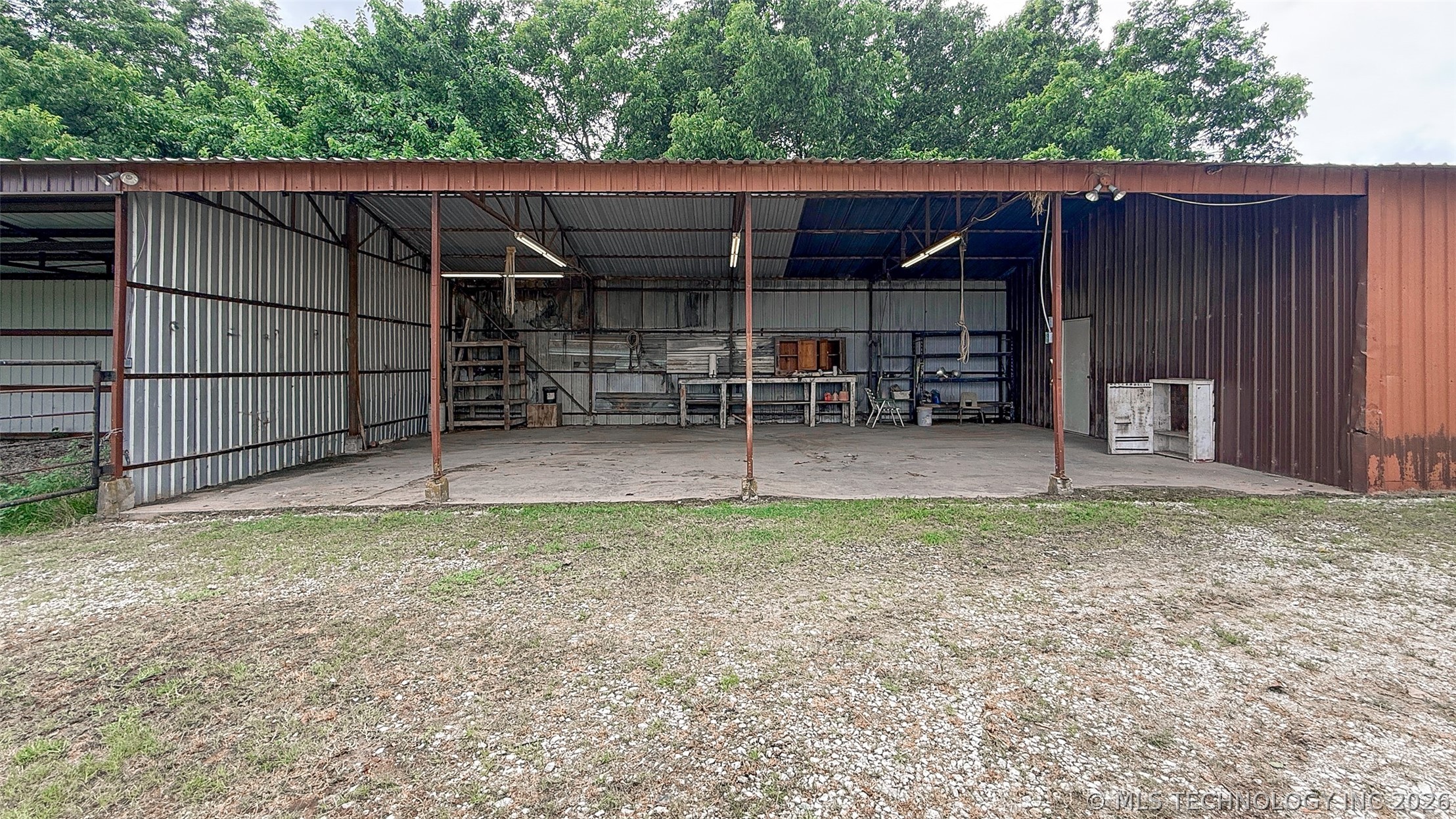 7489 County Road 1620 Roff OK 74865