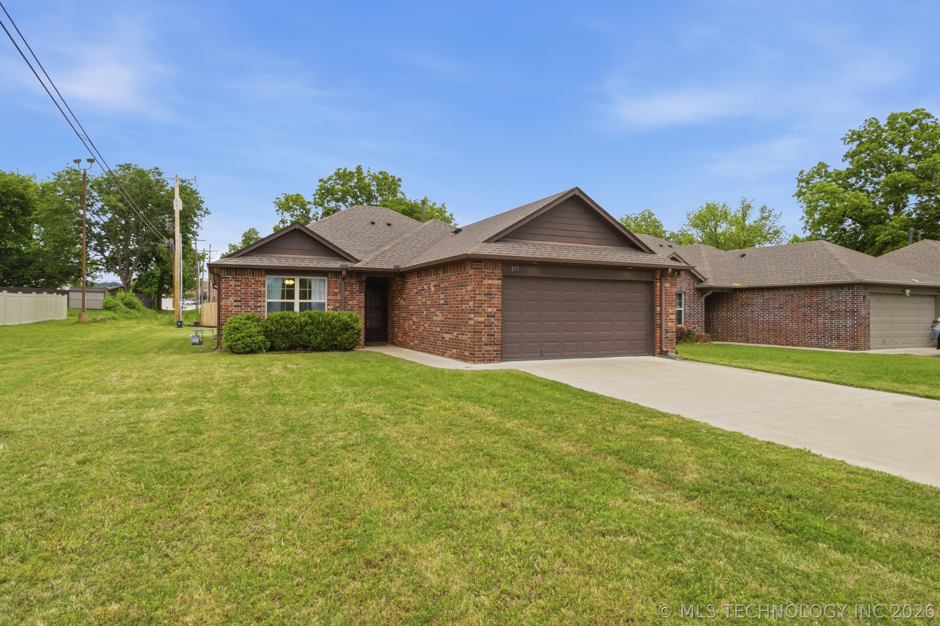 217 E Bryan Avenue Sapulpa OK 74066