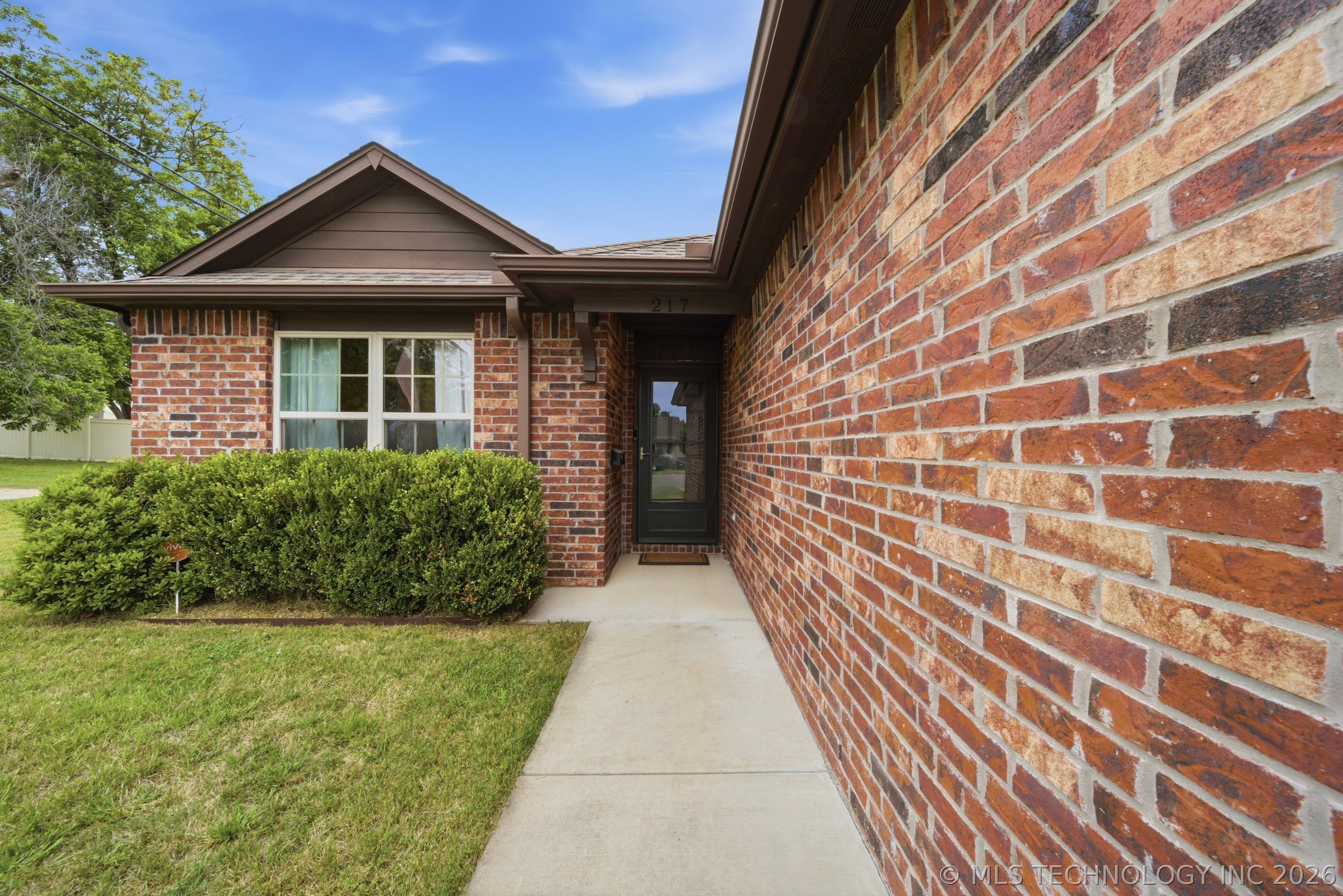 217 E Bryan Avenue Sapulpa OK 74066