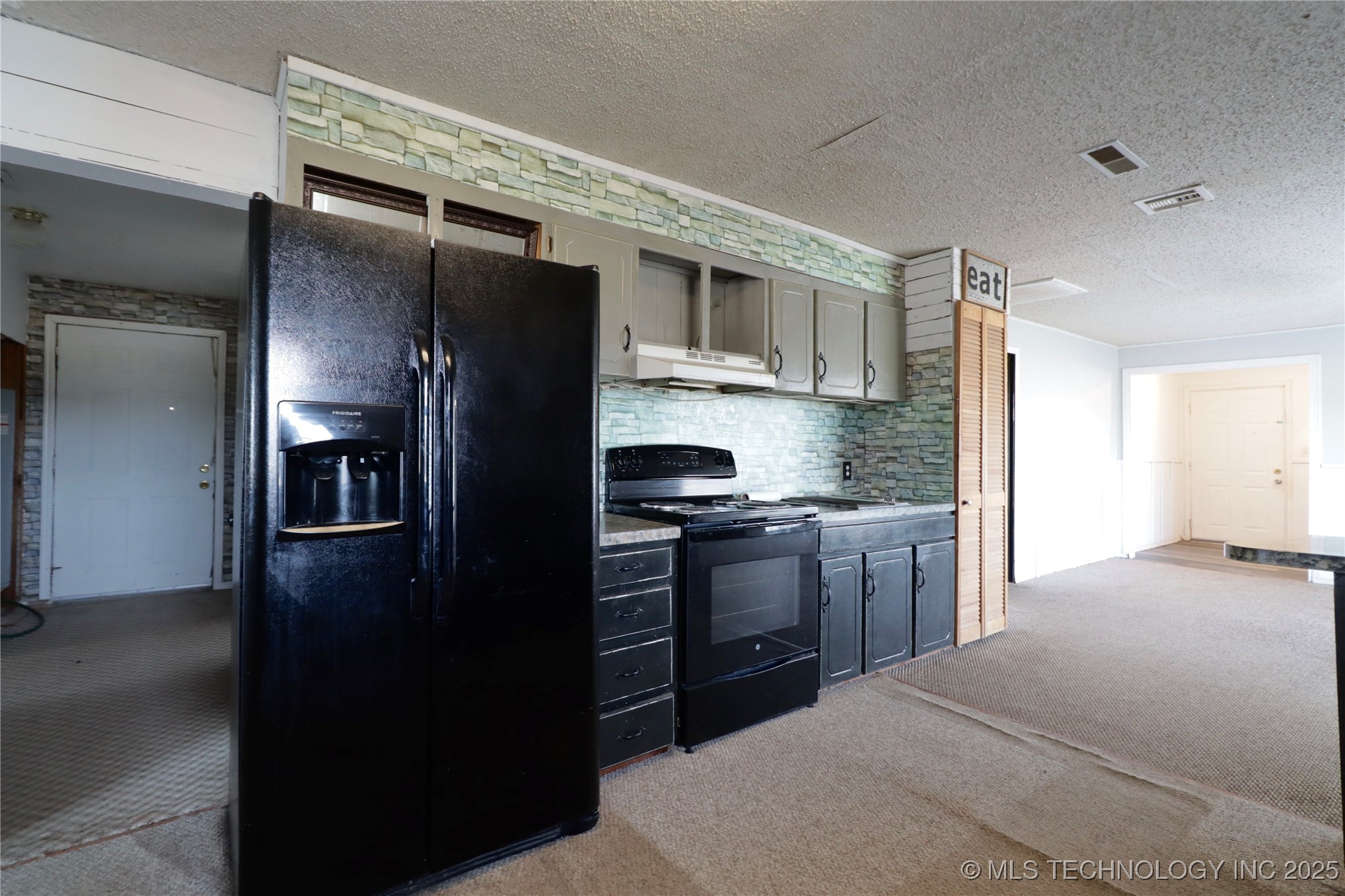 2015 S 14th Street Okemah OK 74859