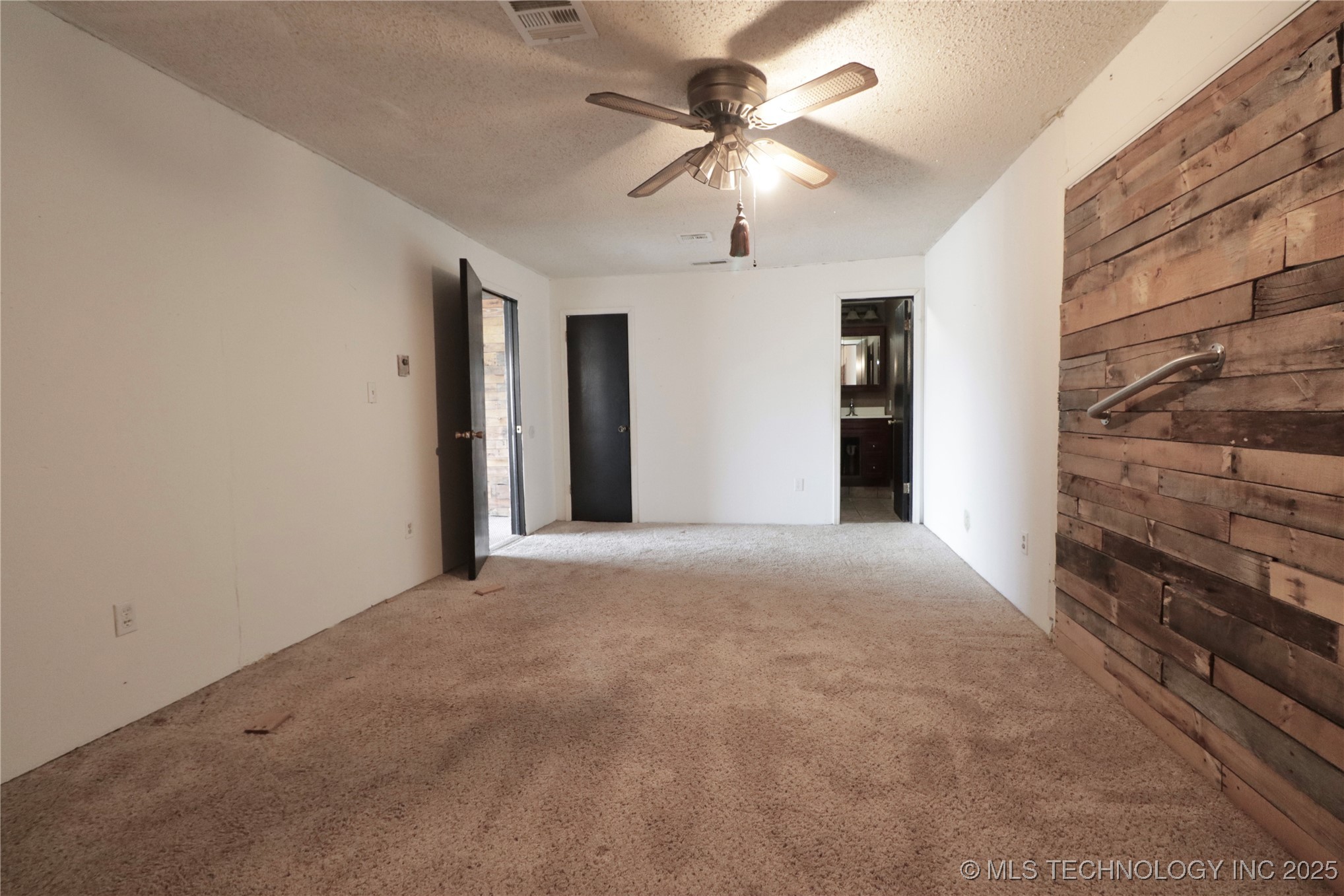 2015 S 14th Street Okemah OK 74859