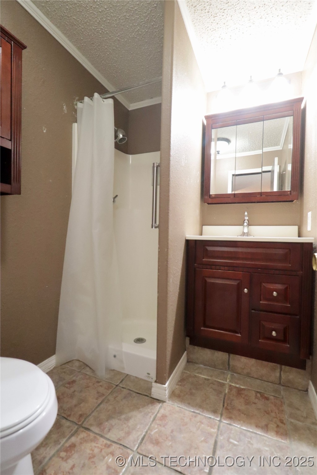 2015 S 14th Street Okemah OK 74859