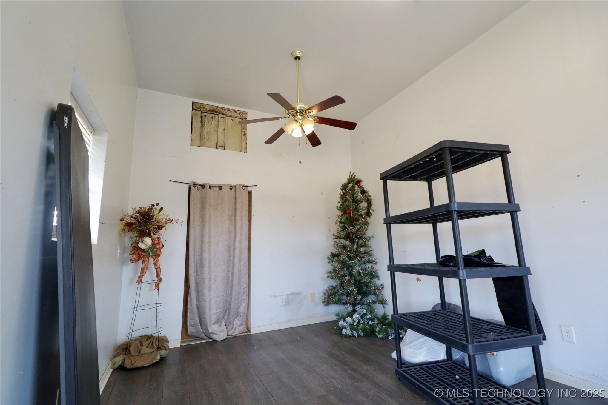 2015 S 14th Street Okemah OK 74859