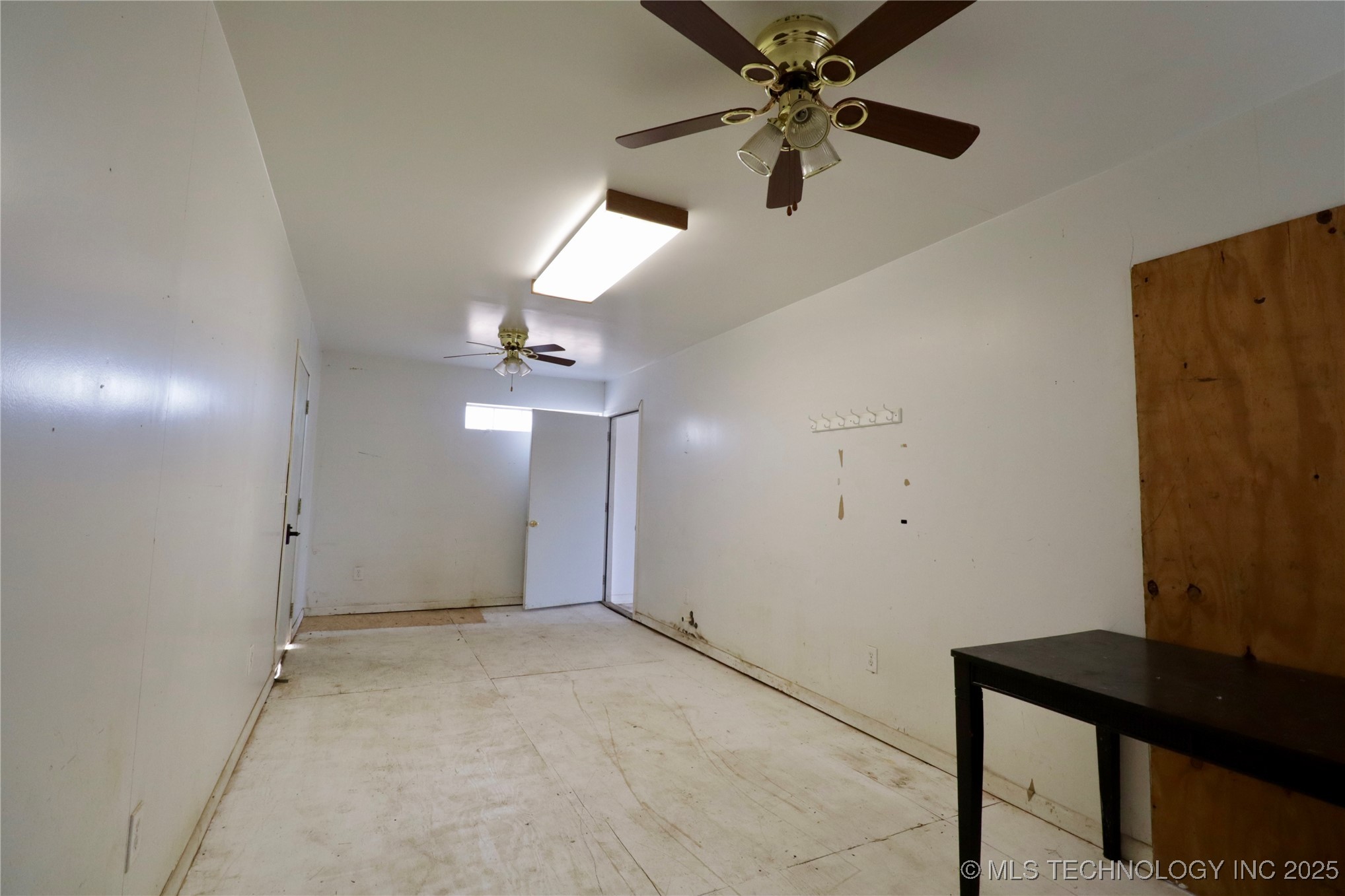 2015 S 14th Street Okemah OK 74859