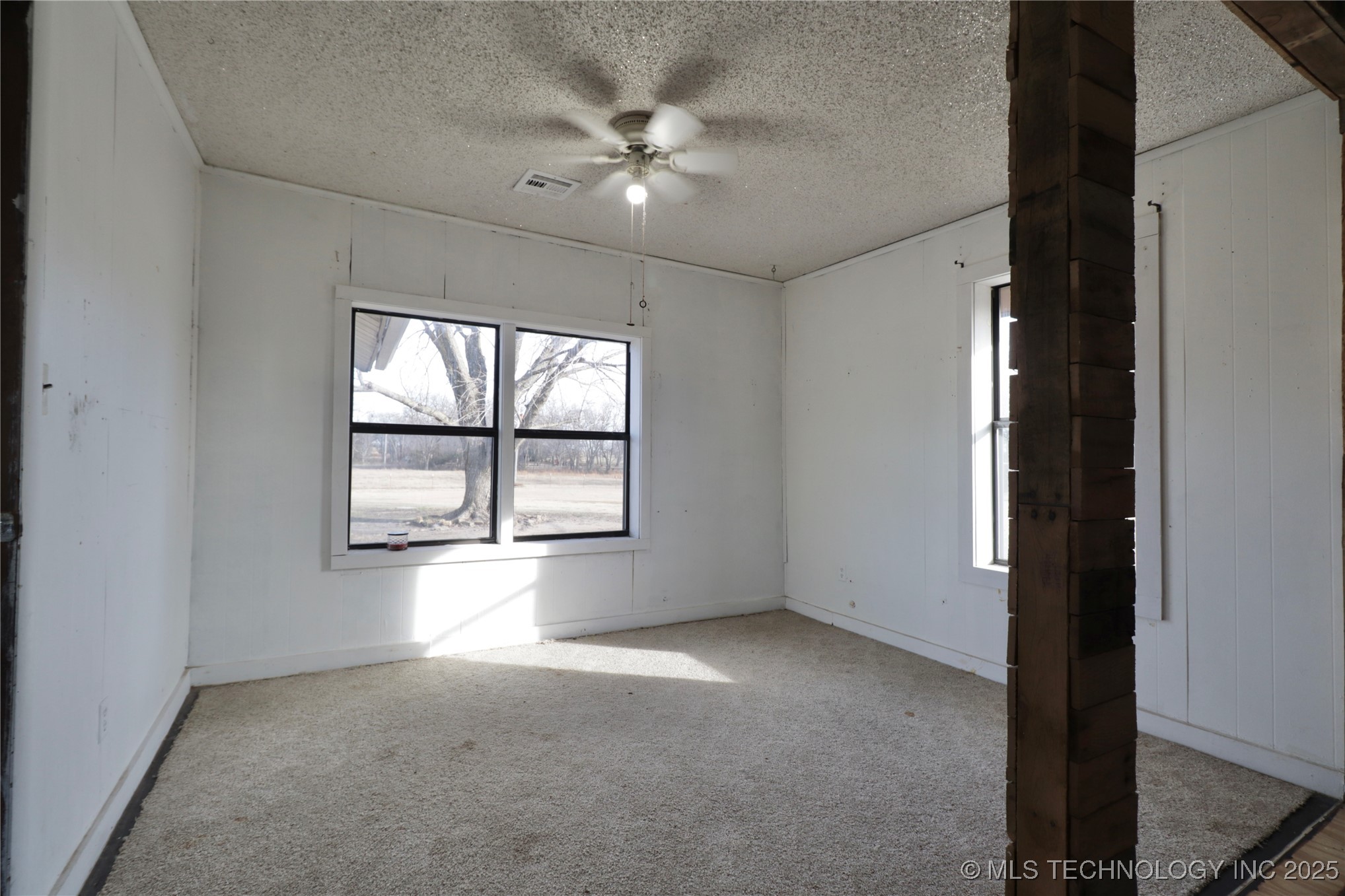 2015 S 14th Street Okemah OK 74859