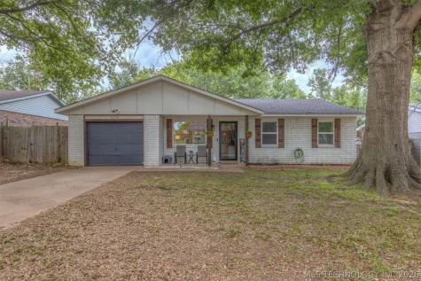 1119 S Oak Street Bristow OK 74010