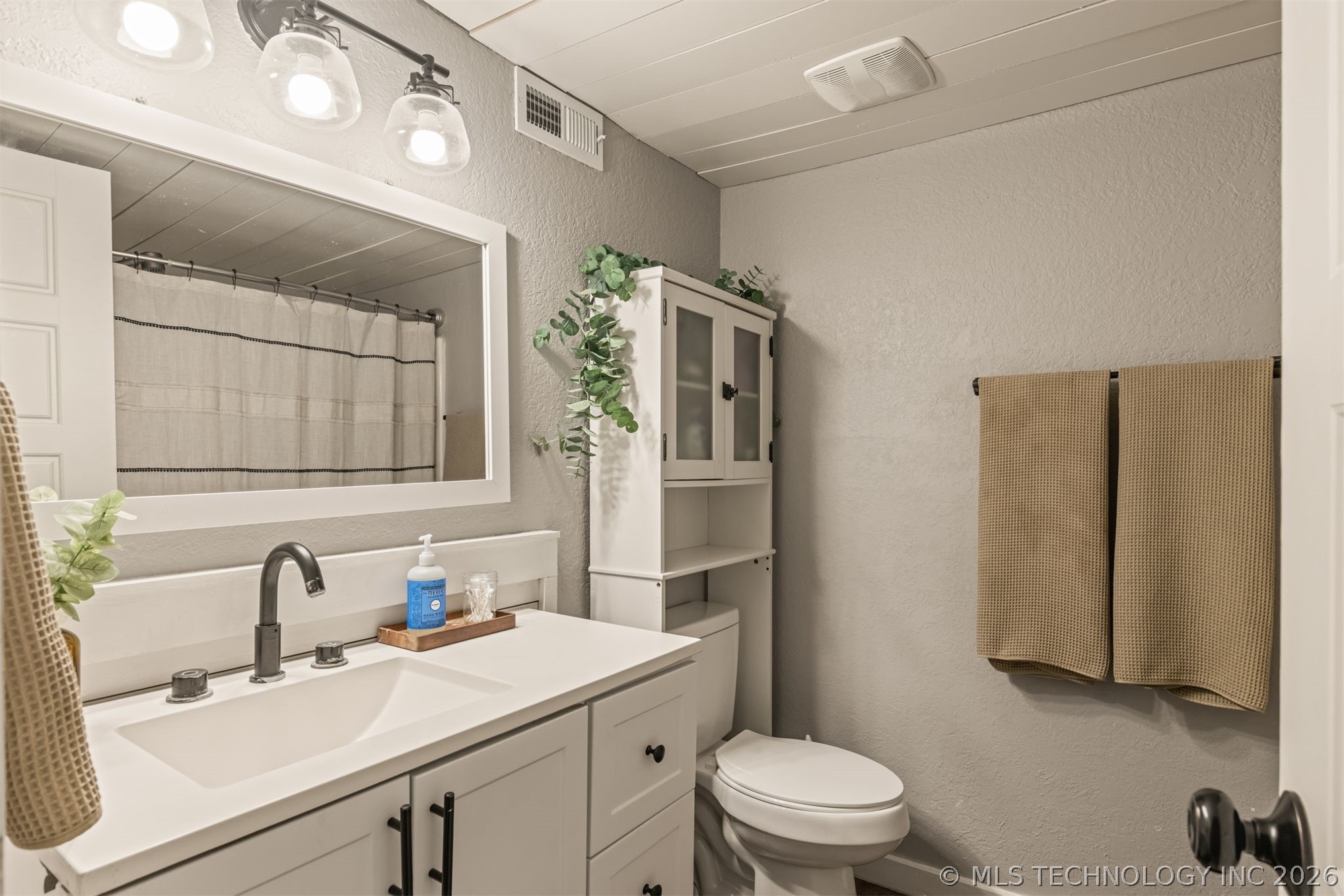 1119 S Oak Street Bristow OK 74010
