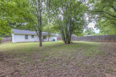 1119 S Oak Street Bristow OK 74010