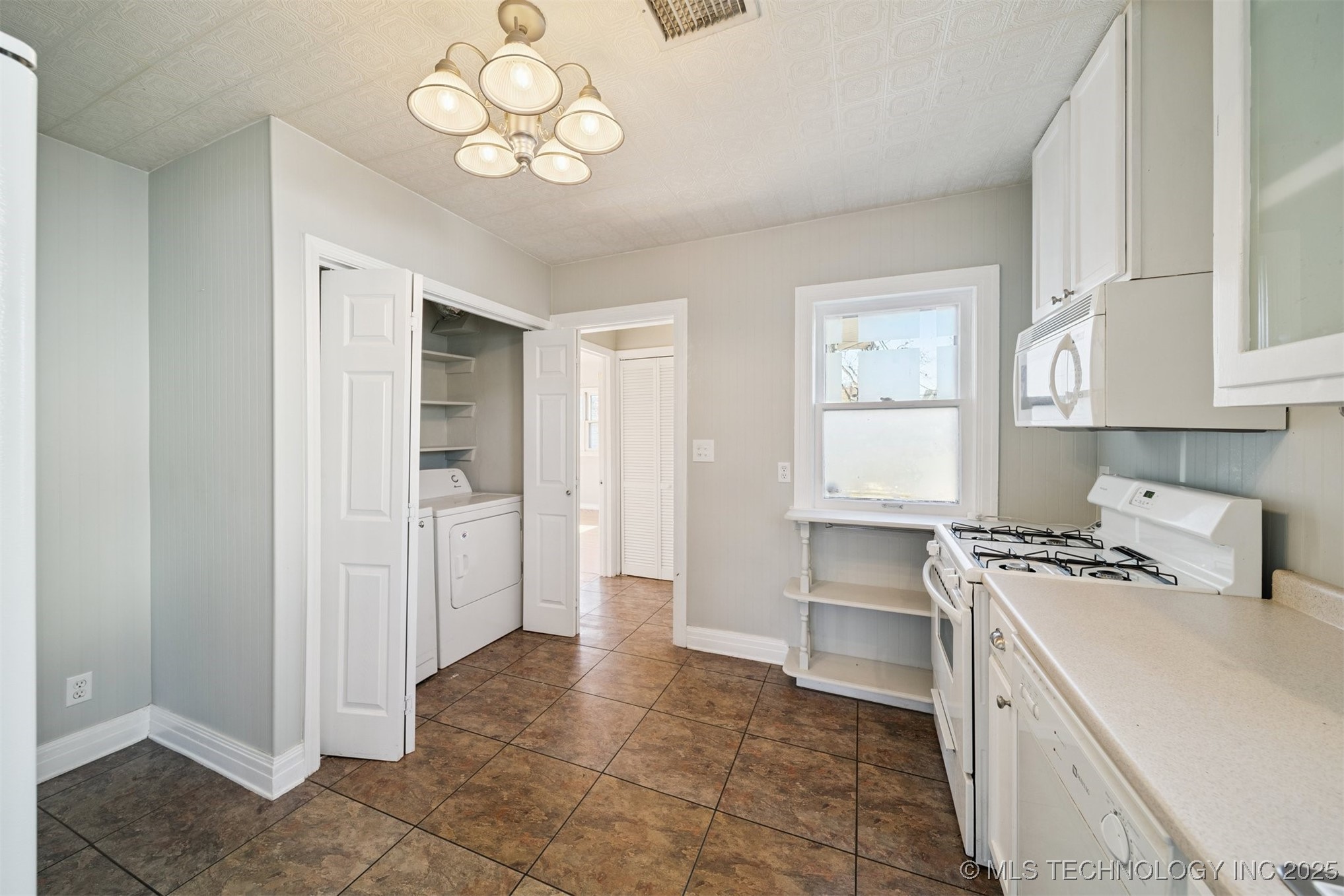 1516 S Atlanta Avenue Tulsa OK 74104