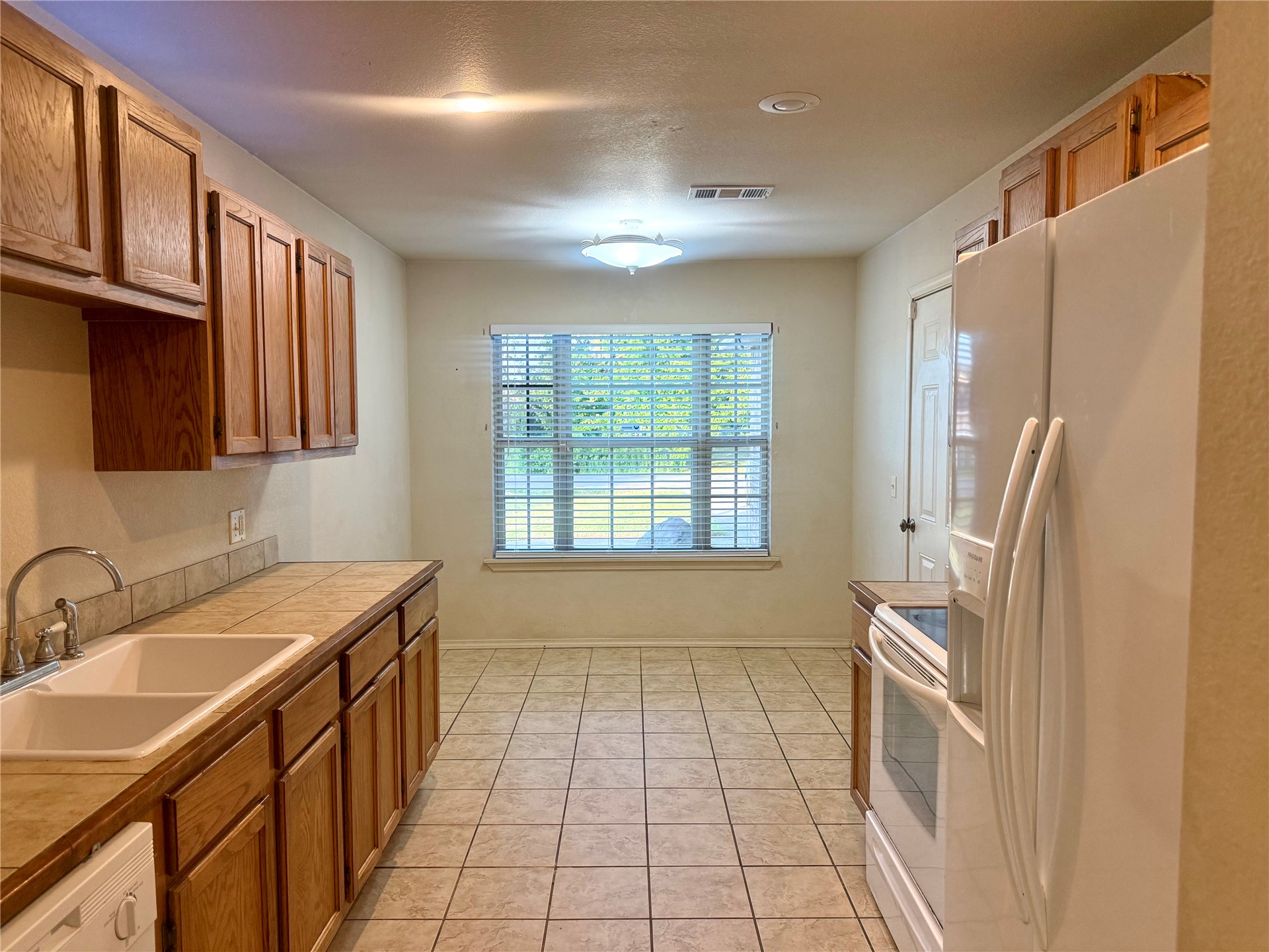 921 S Locust Sallisaw OK 74955