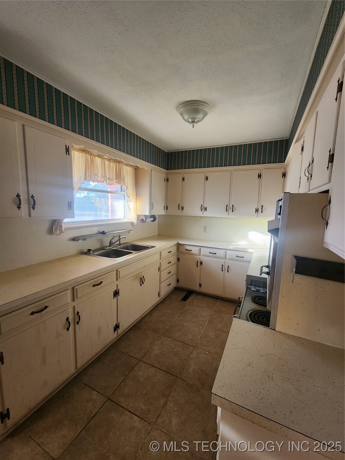 1672 S Velma Avenue Atoka OK 74525