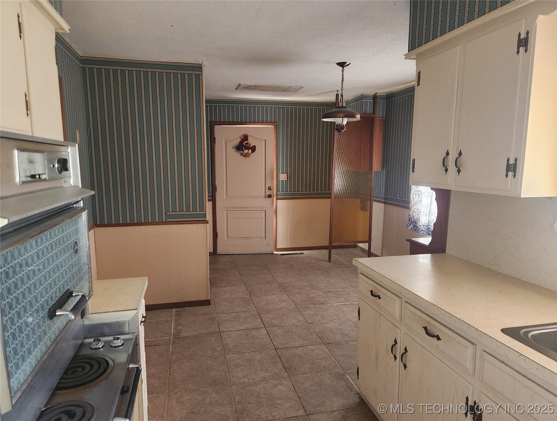 1672 S Velma Avenue Atoka OK 74525