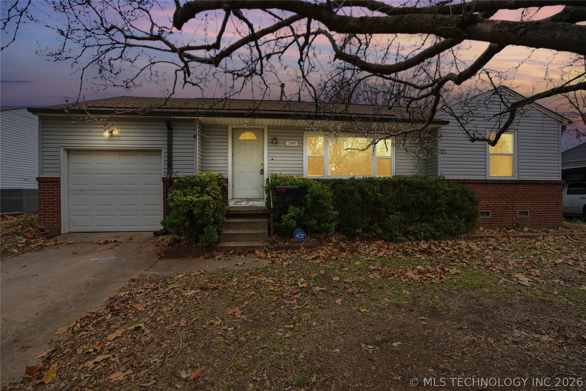 549 N 23rd Westavenue Tulsa OK 74127