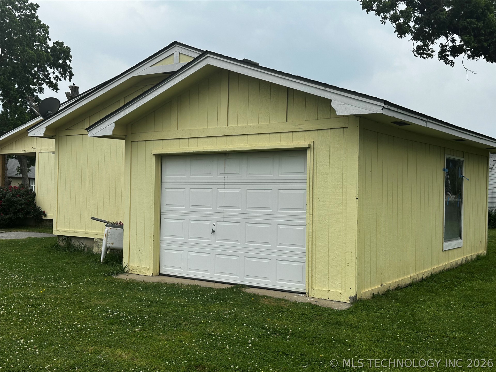 718 E 5th Street Claremore OK 74017