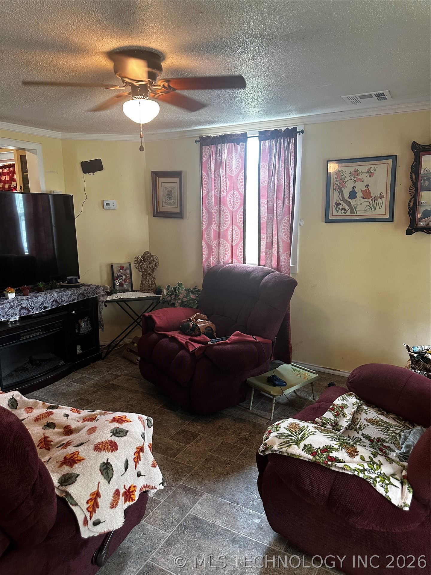 718 E 5th Street Claremore OK 74017