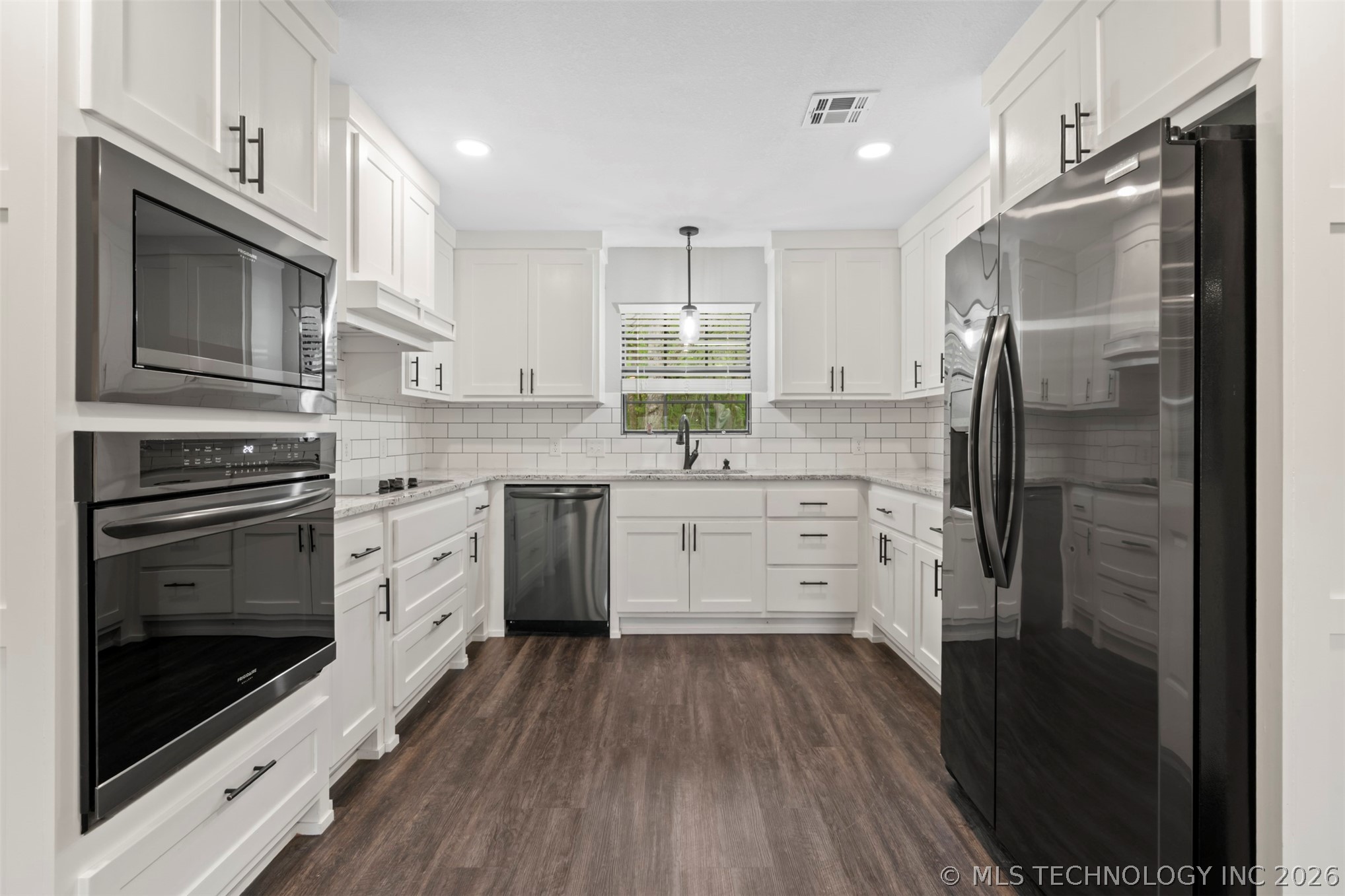56201 County Road 660 Road Colcord OK 74338