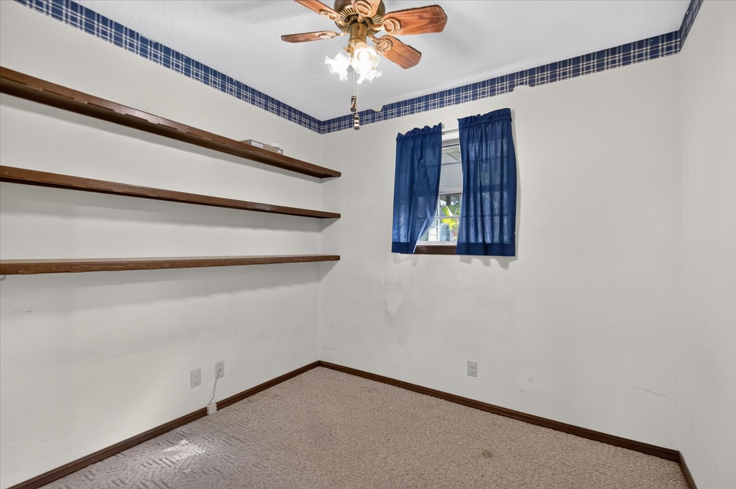 520 S Barclay Avenue Dewey OK 74029