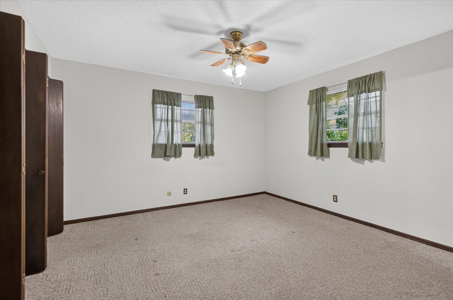 520 S Barclay Avenue Dewey OK 74029