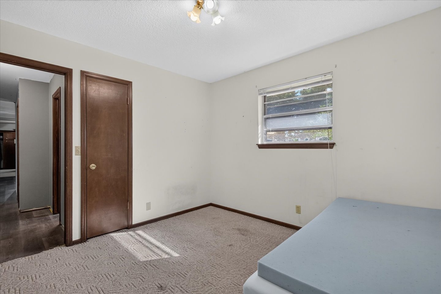 520 S Barclay Avenue Dewey OK 74029