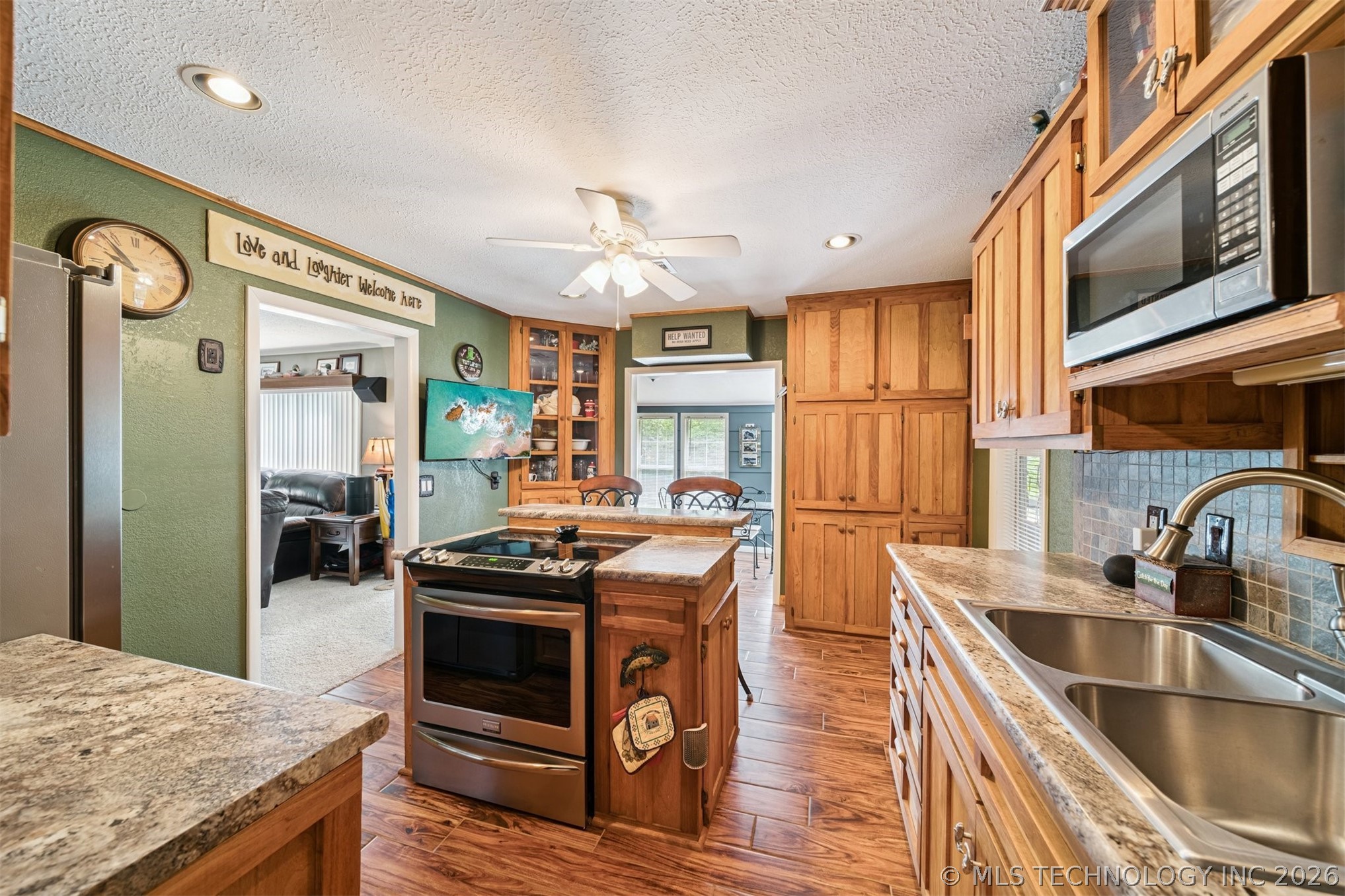 275 Cliff Heights Disney OK 74340