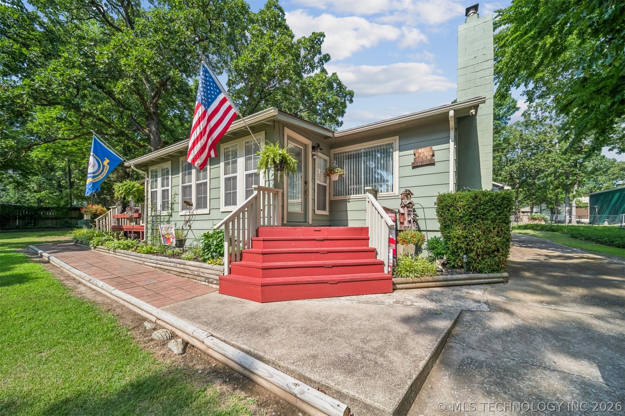 275 Cliff Heights Disney OK 74340