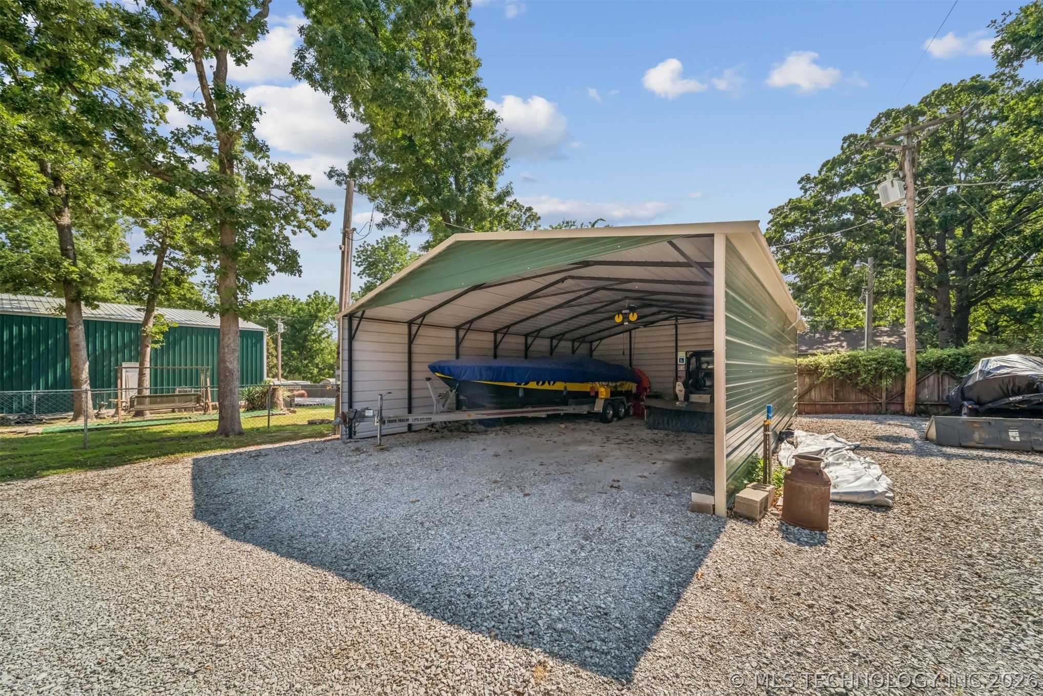 275 Cliff Heights Disney OK 74340