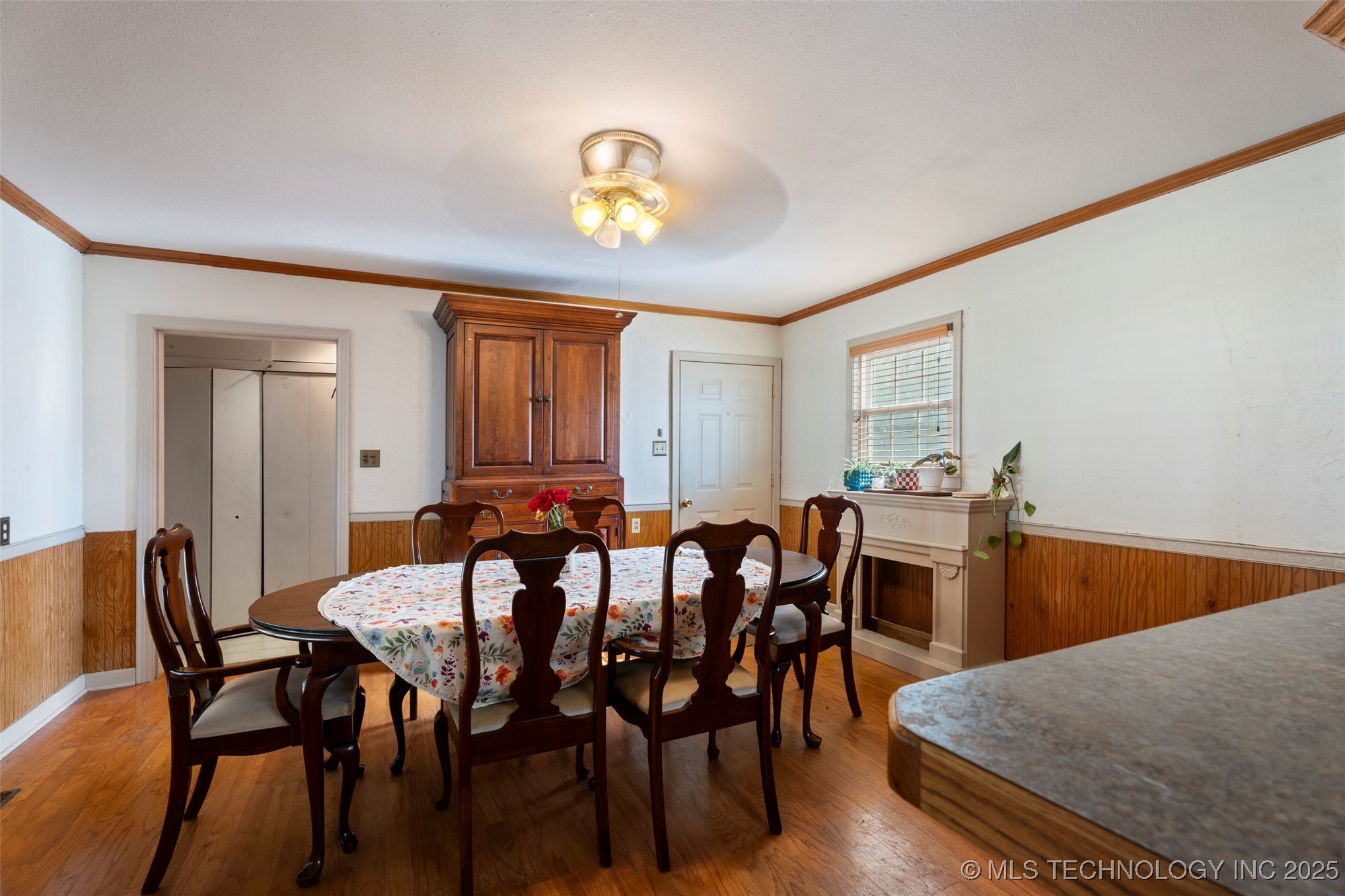 320 W Tahlequah Vinita OK 74301
