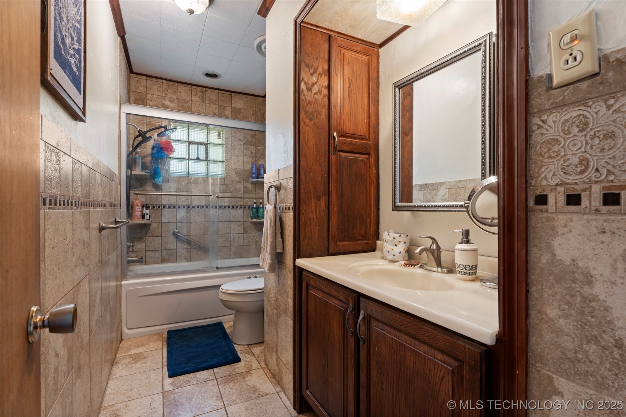 320 W Tahlequah Vinita OK 74301