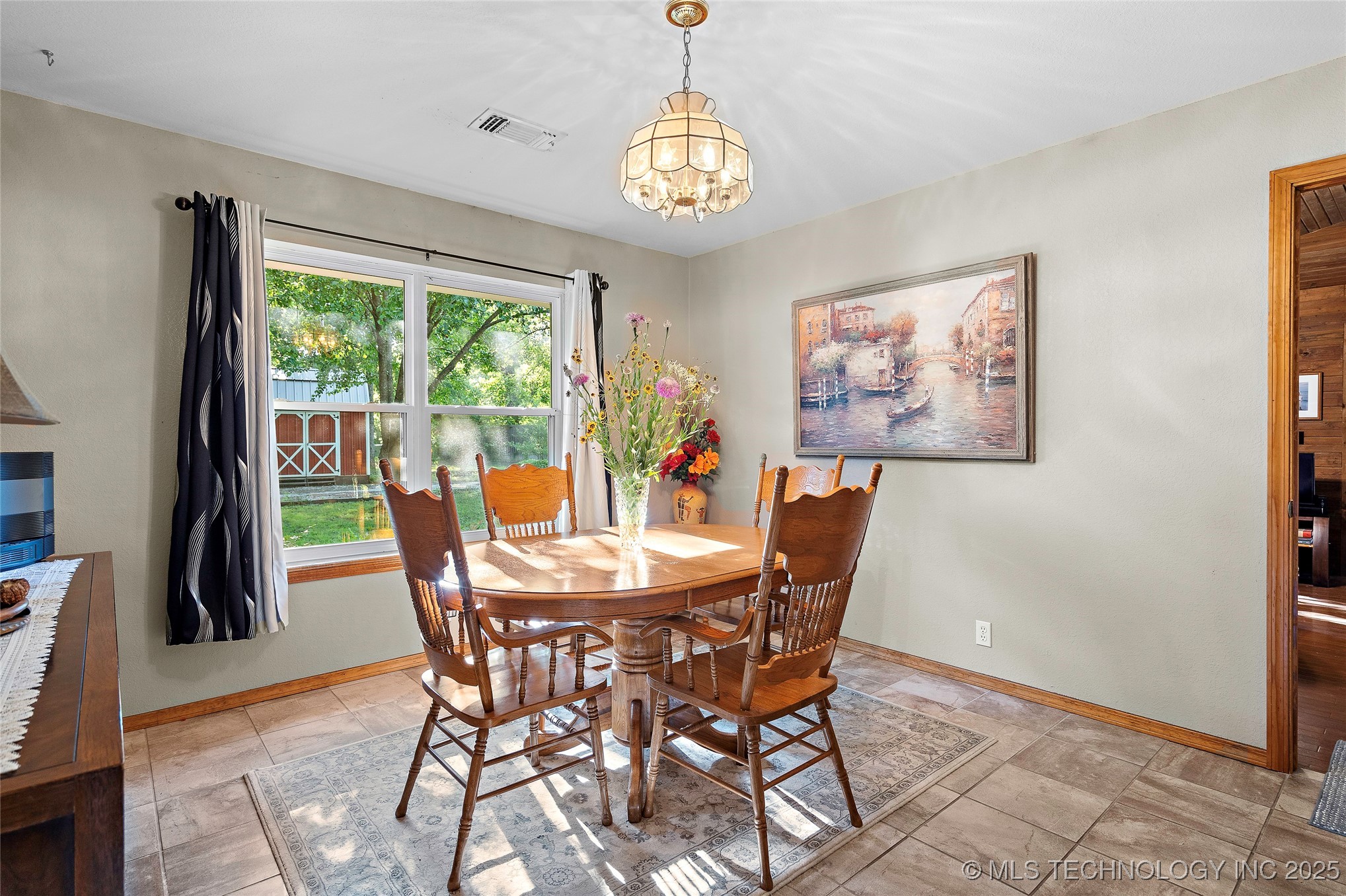 145 Cross Creek Lone Grove OK 73401
