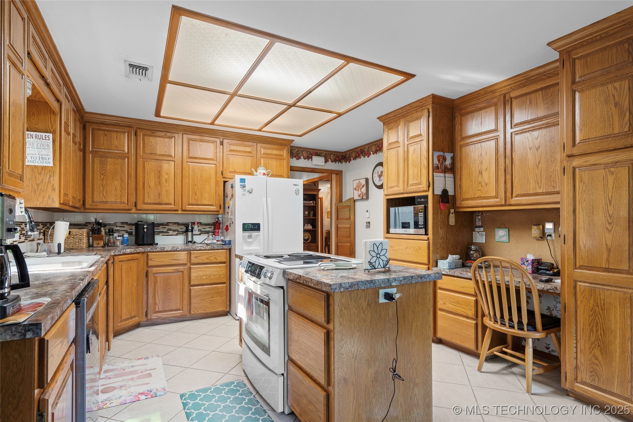 145 Cross Creek Lone Grove OK 73401