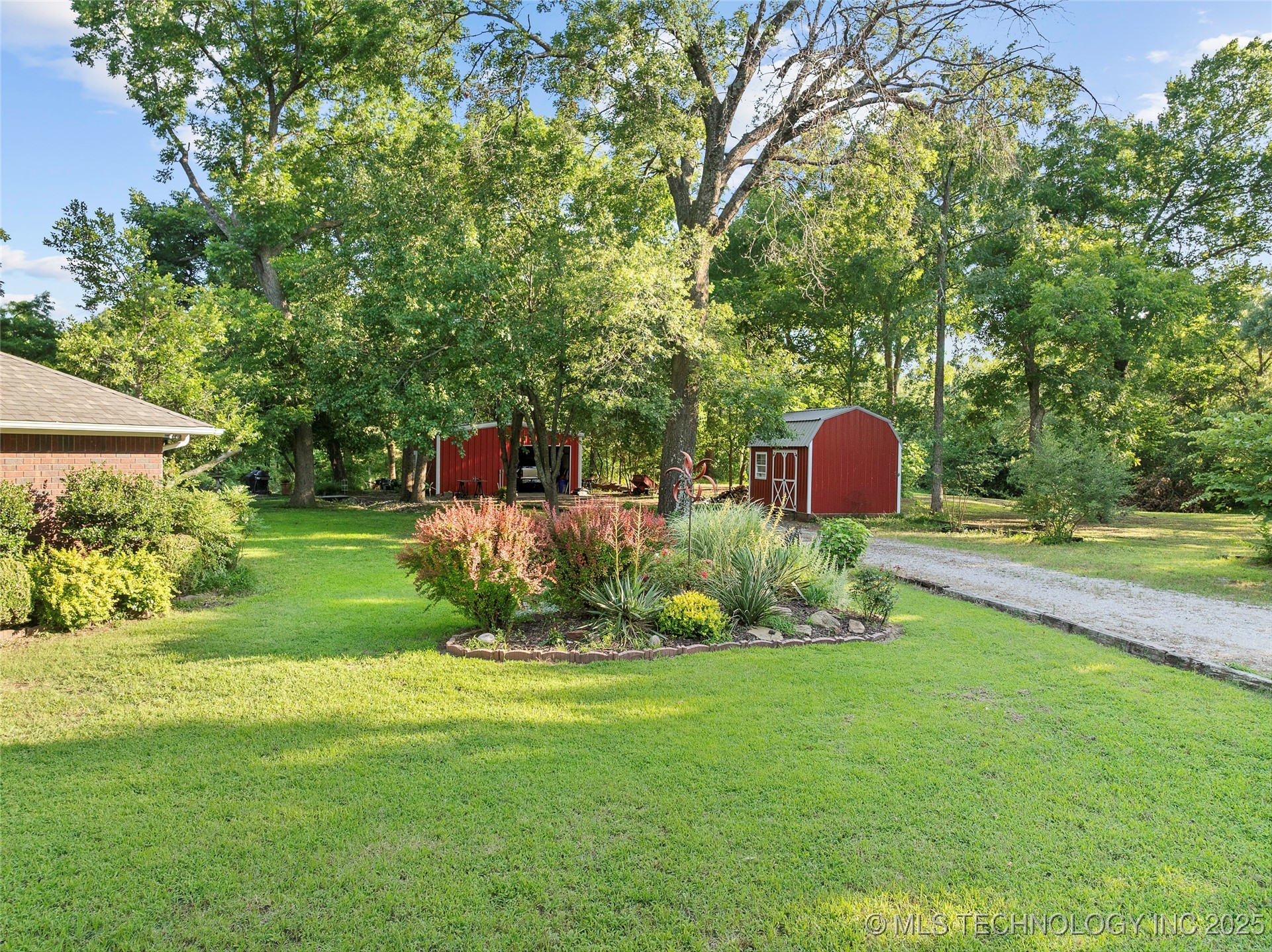 145 Cross Creek Lone Grove OK 73401
