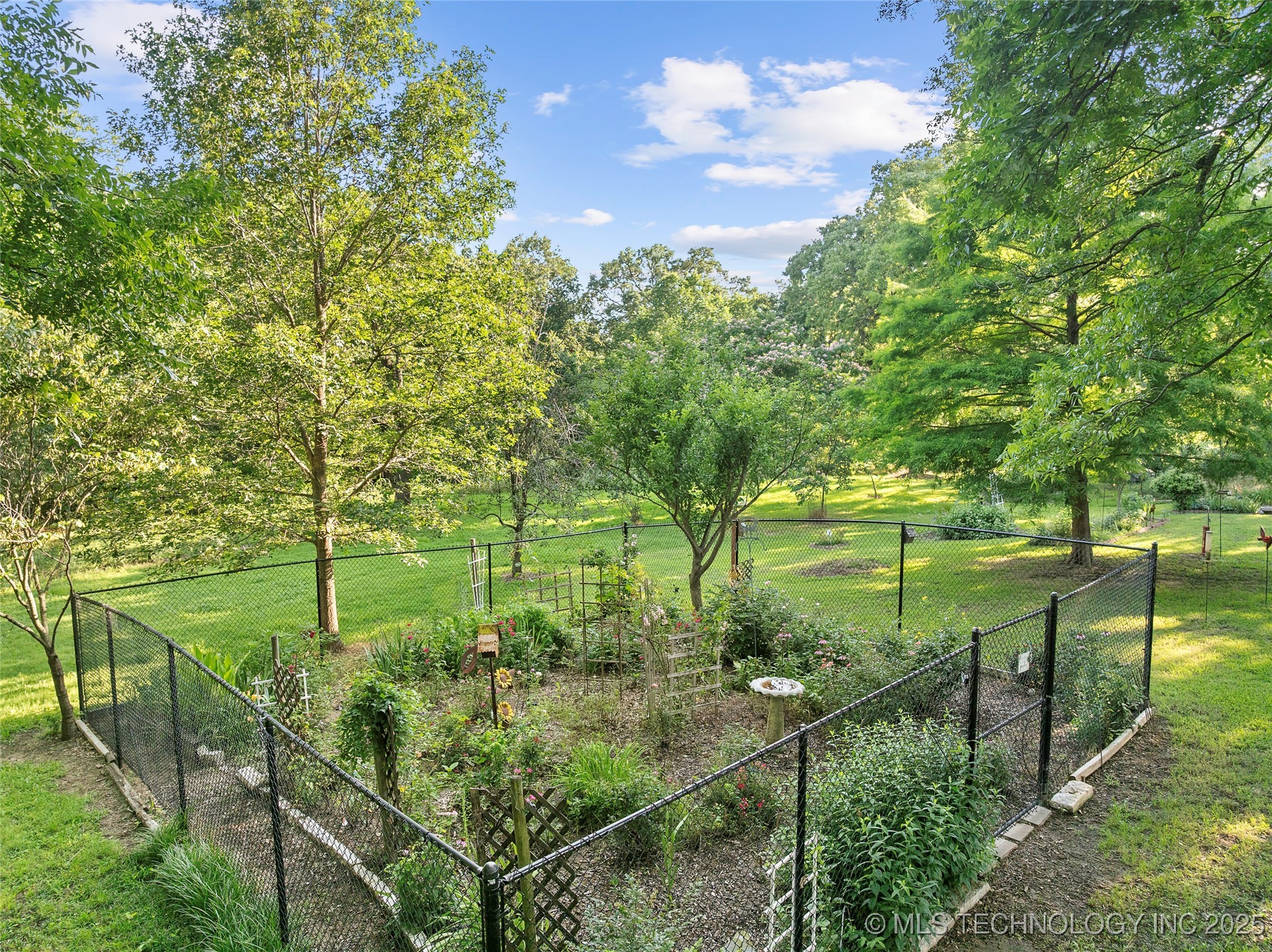 145 Cross Creek Lone Grove OK 73401