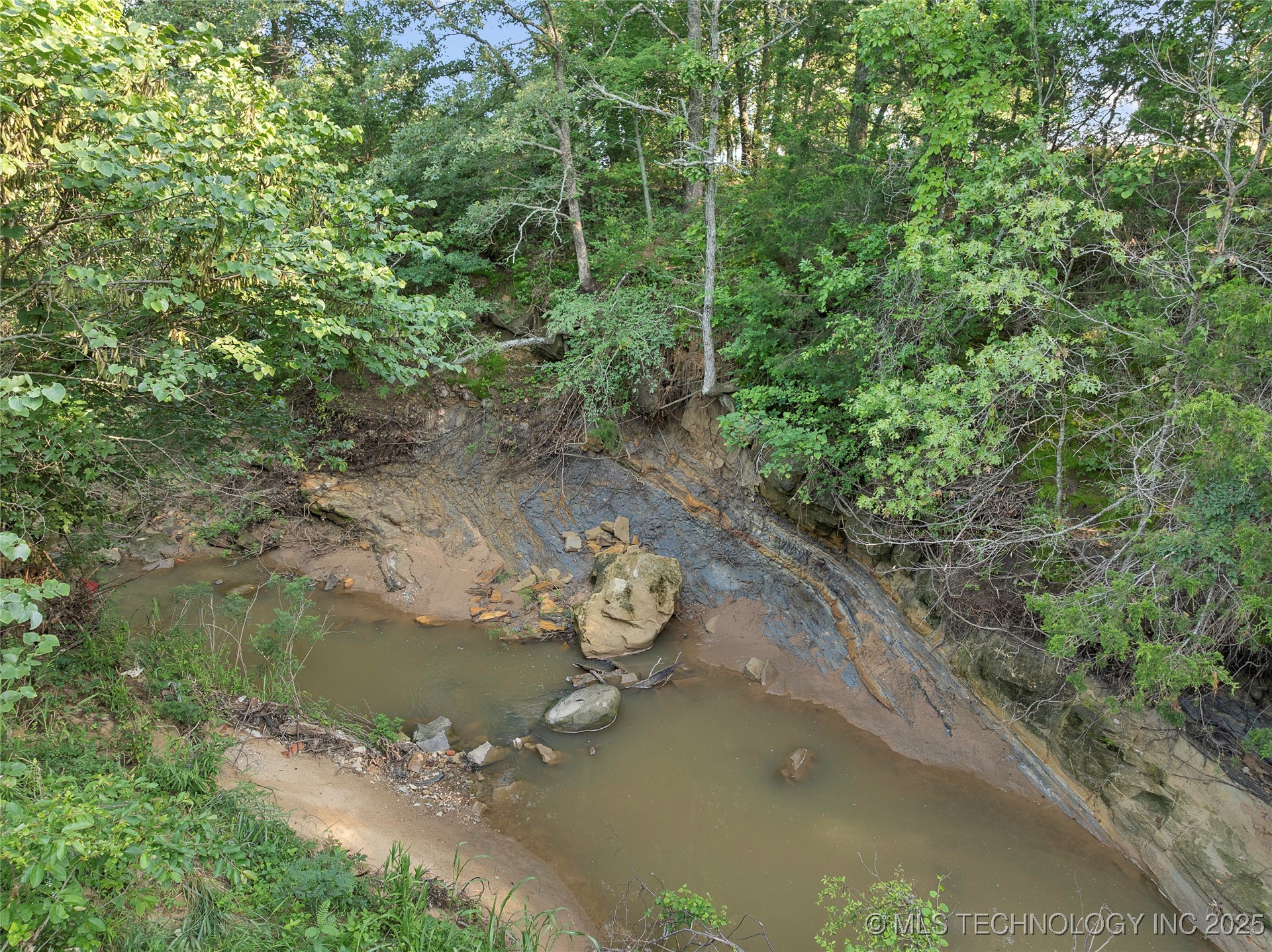 145 Cross Creek Lone Grove OK 73401
