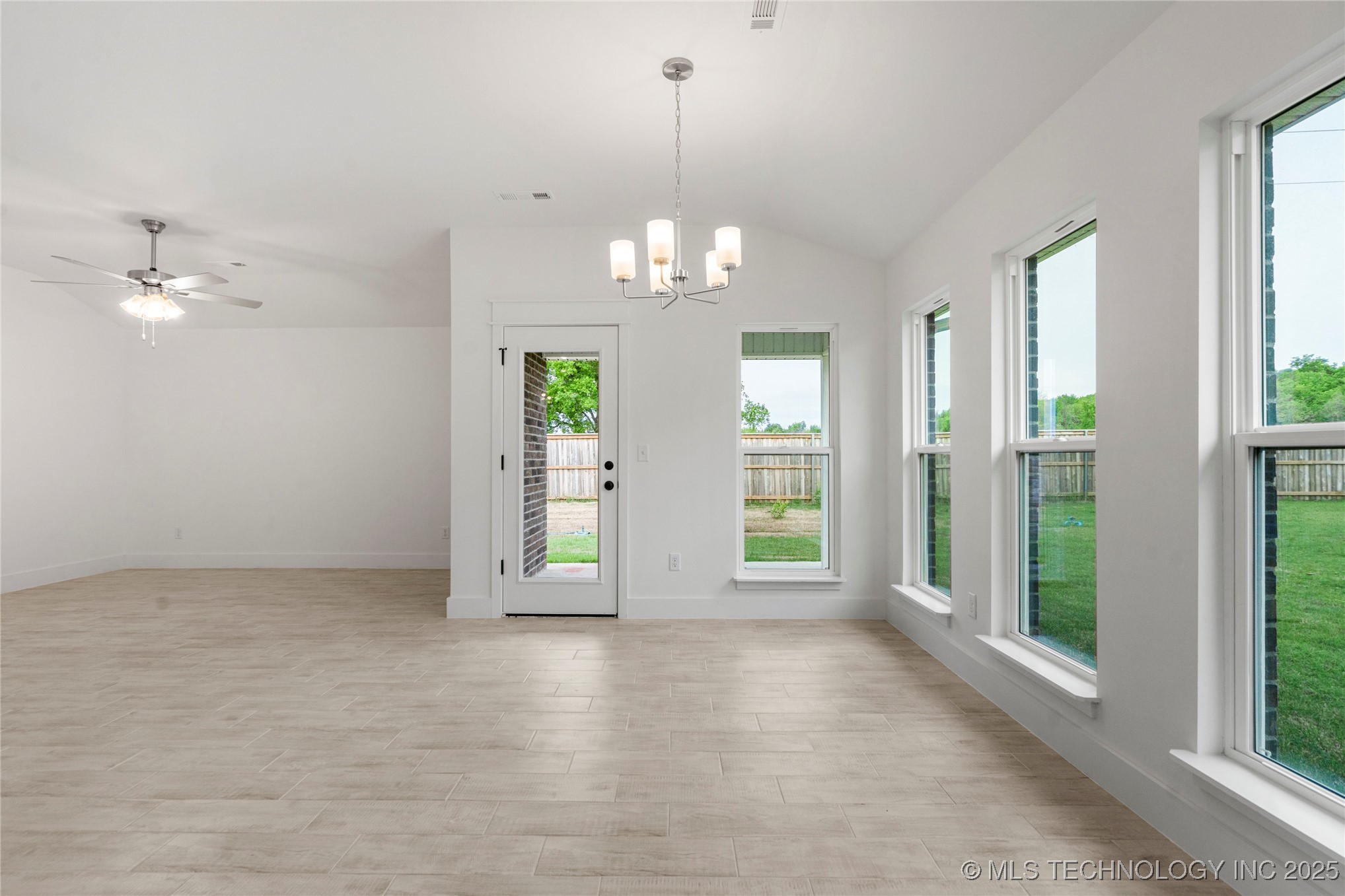 2812 E Monroe Street Broken Arrow OK 74014